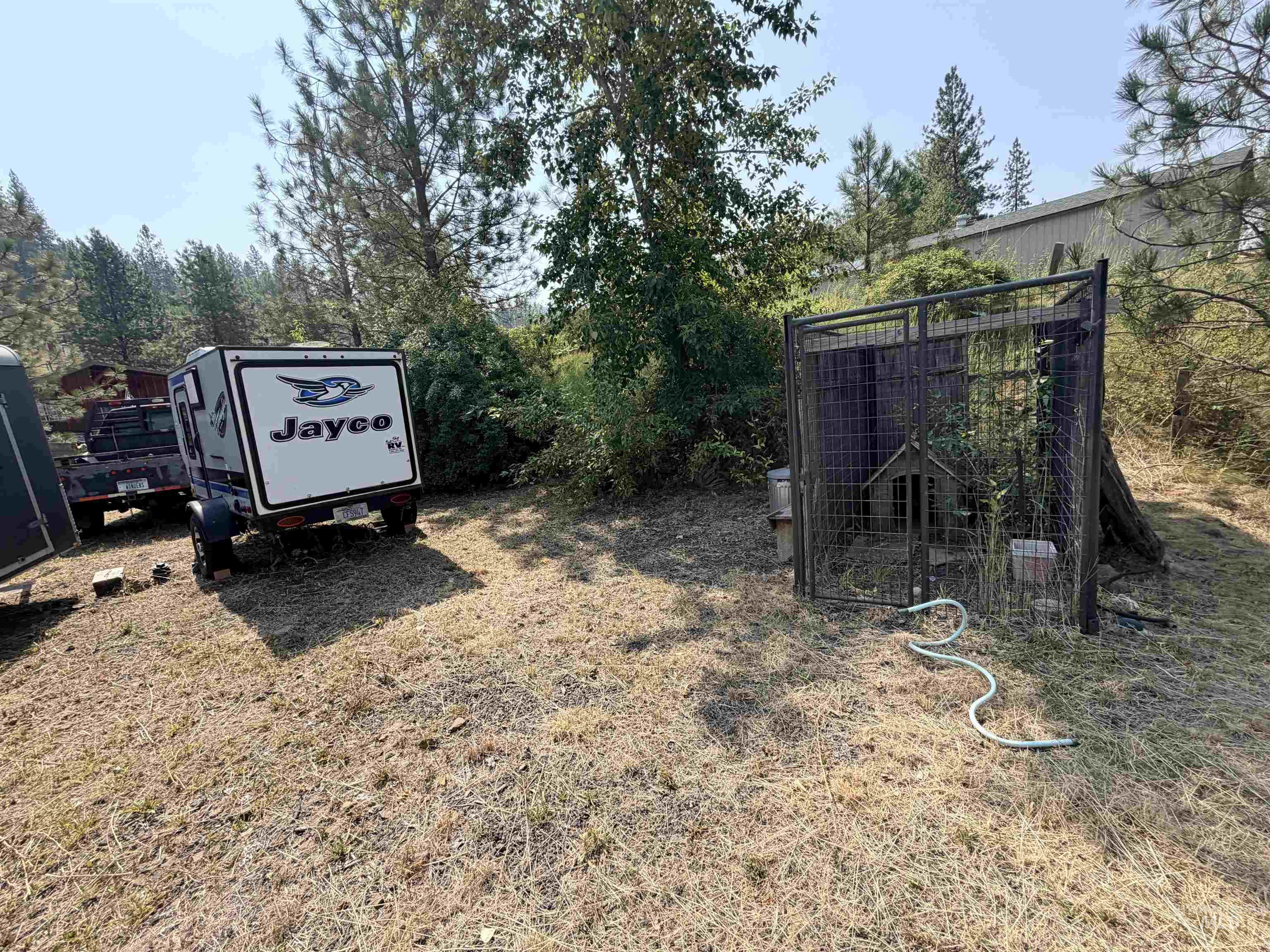 180 Chief Looking Glass Property Photo 12