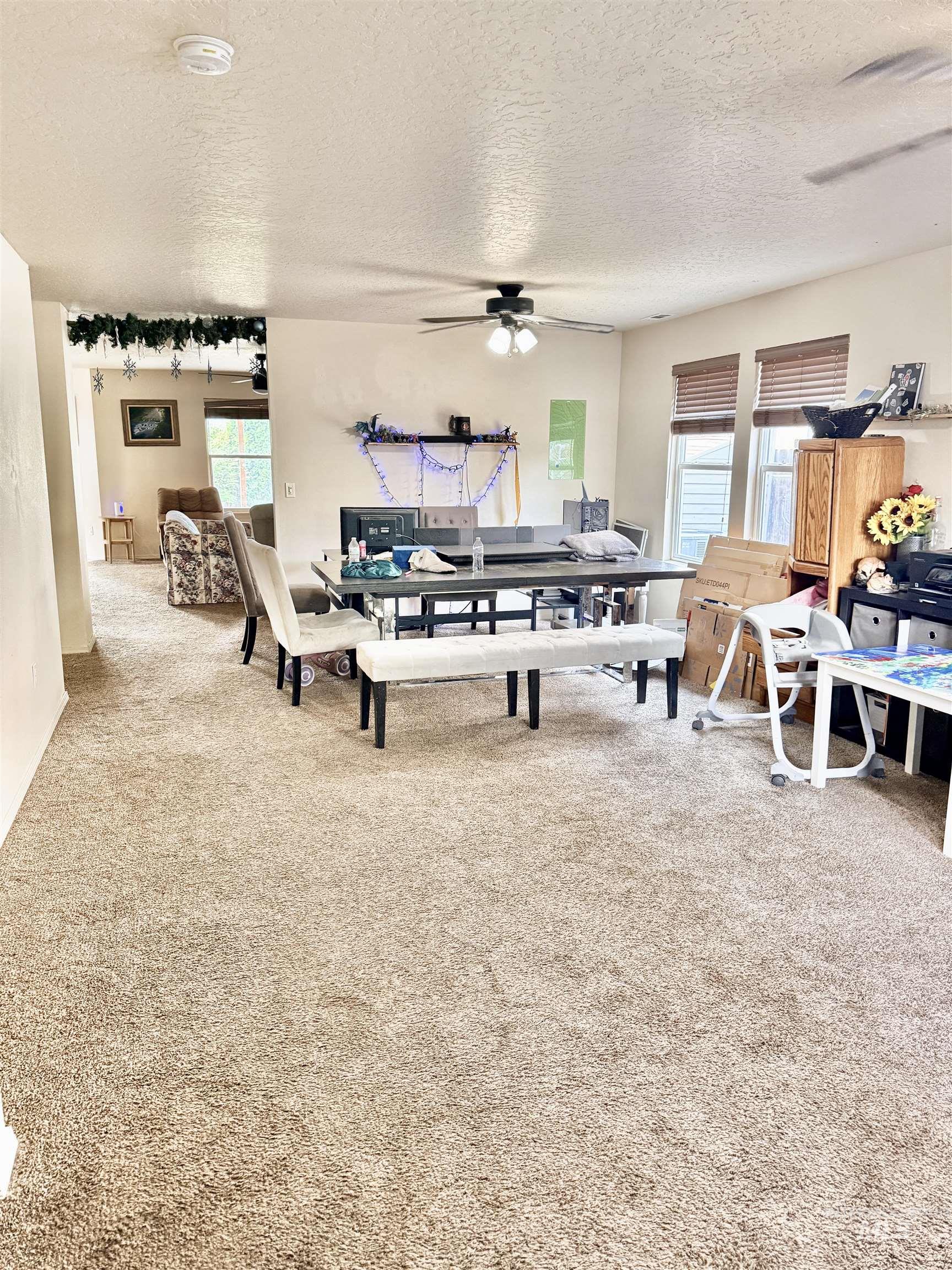 12891 Adelaide Property Photo 2