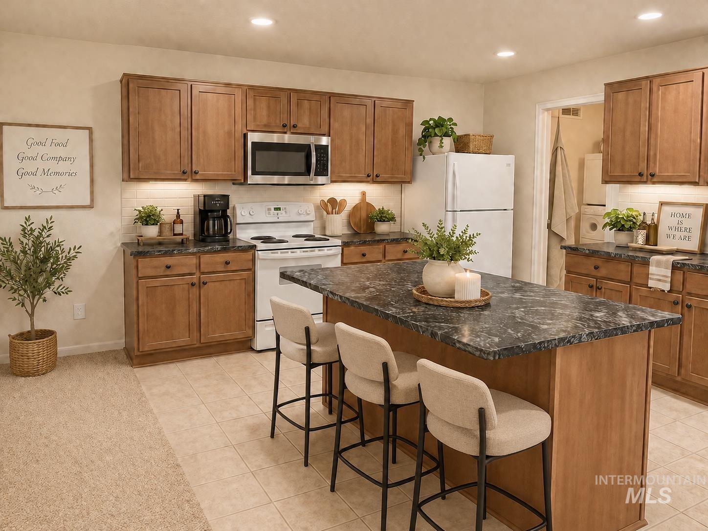 12891 Adelaide Property Photo 10
