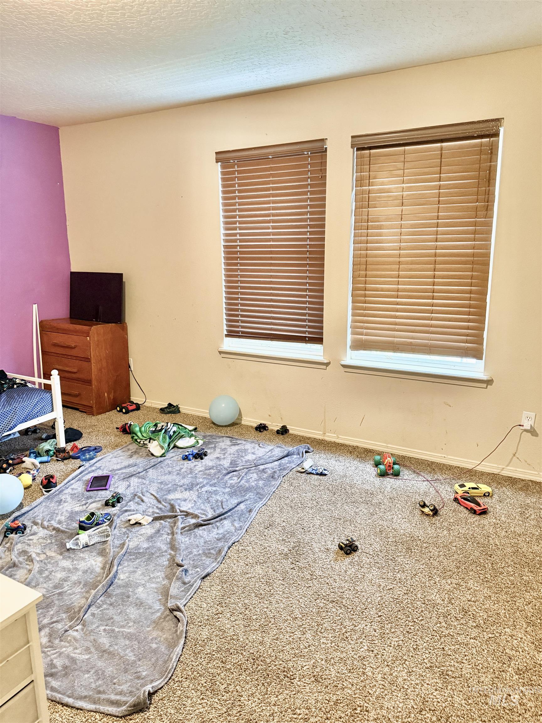 12891 Adelaide Property Photo 15