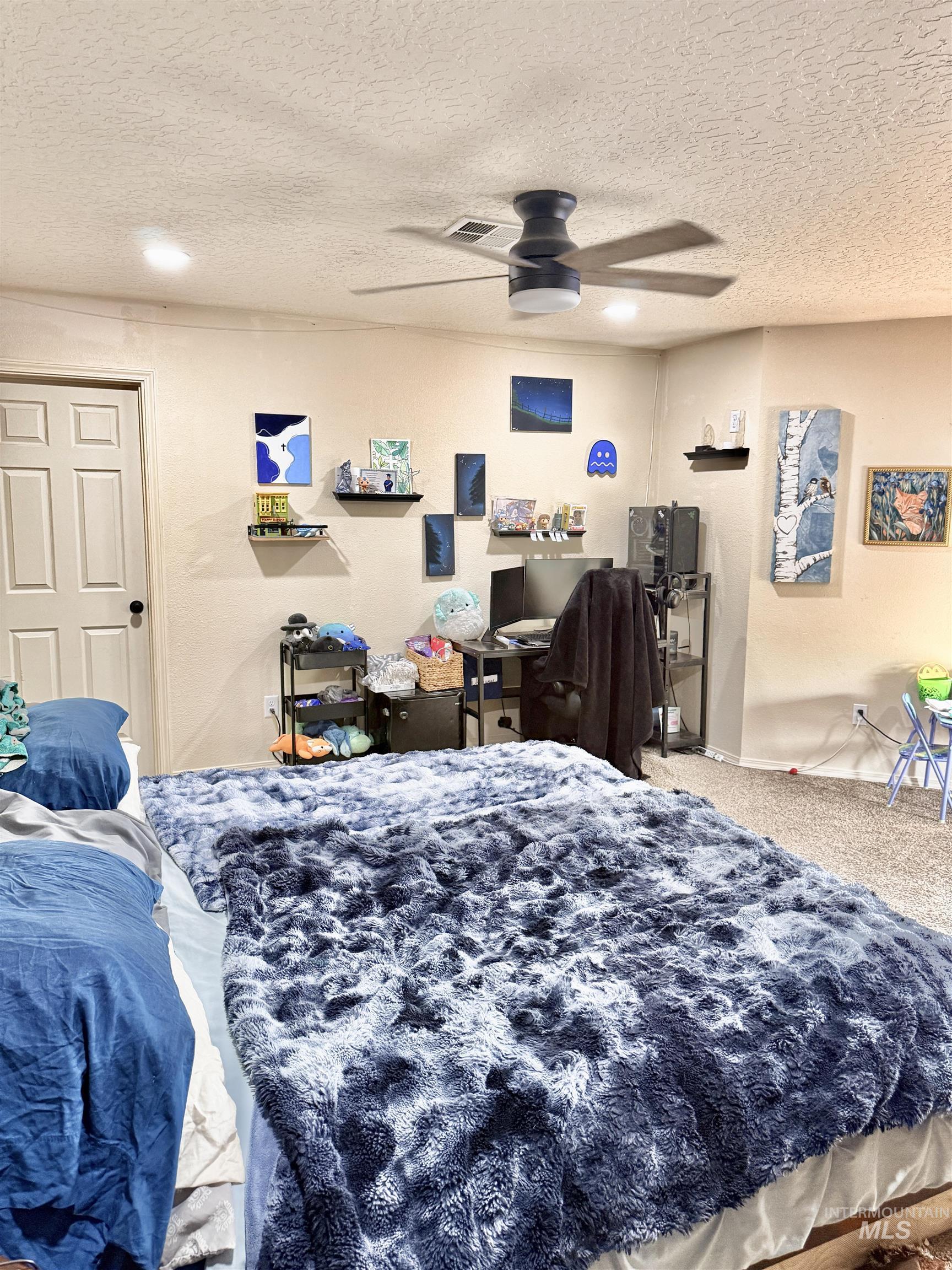 12891 Adelaide Property Photo 16