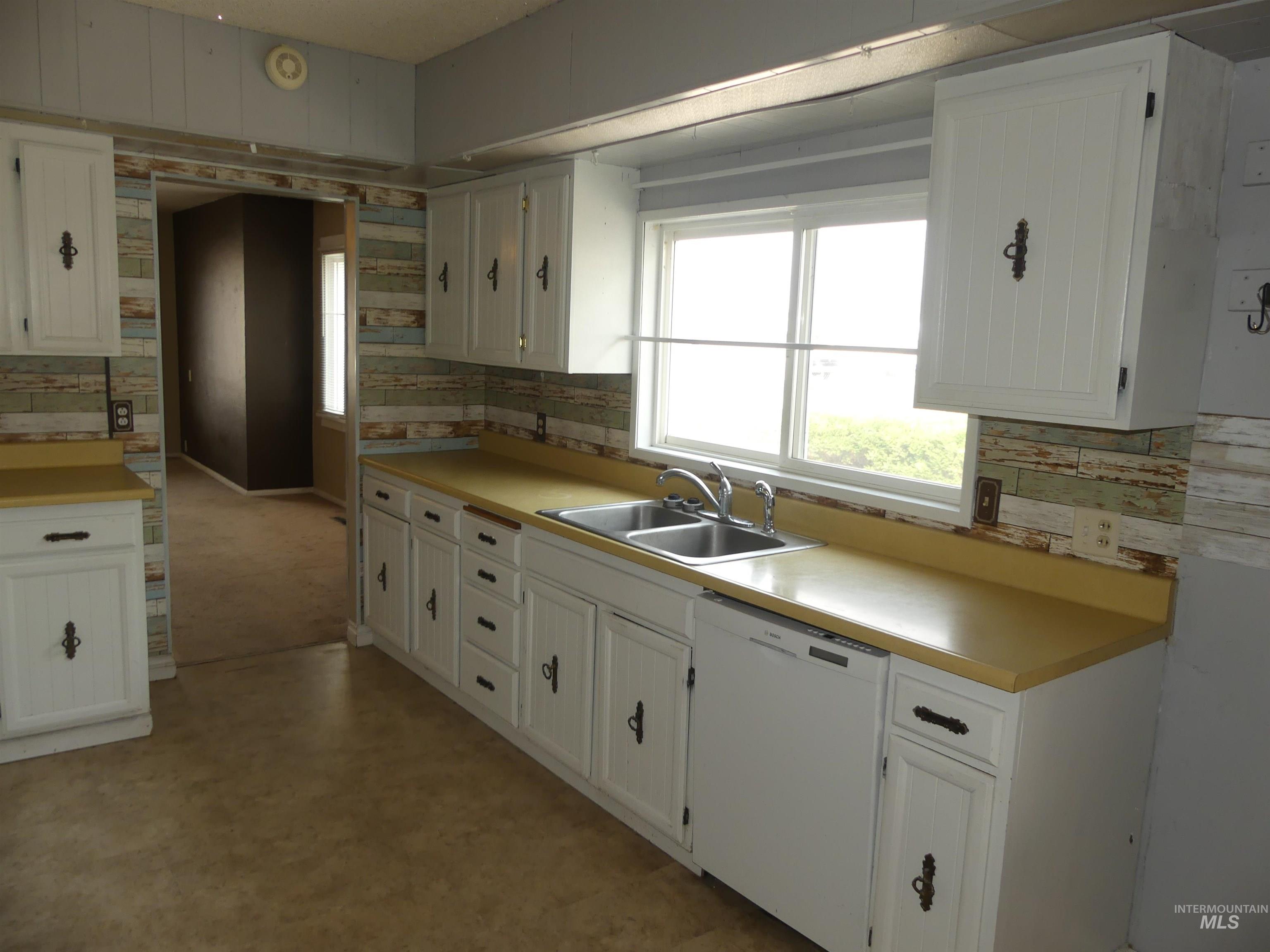 1541 Maple St Property Photo 24