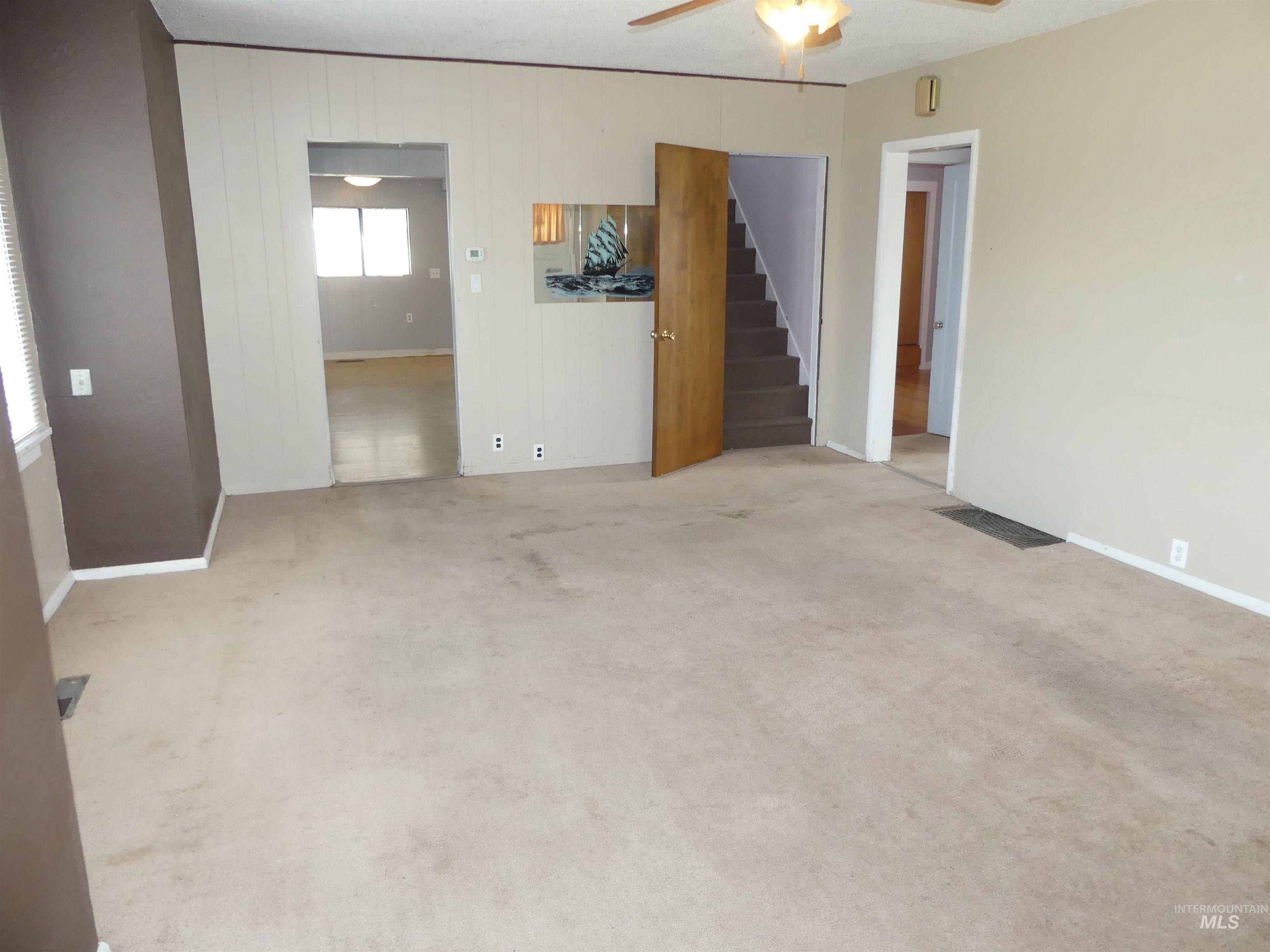 1541 Maple St Property Photo 31