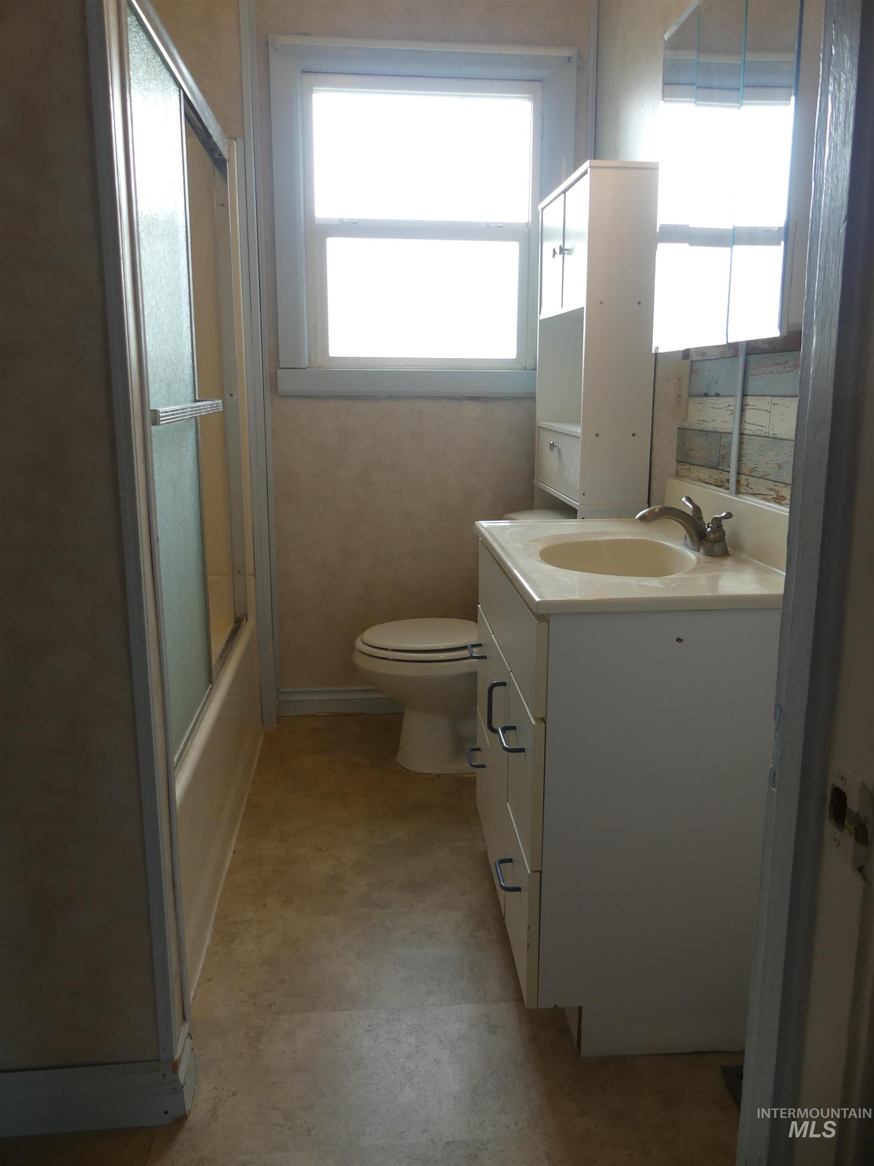 1541 Maple St Property Photo 32