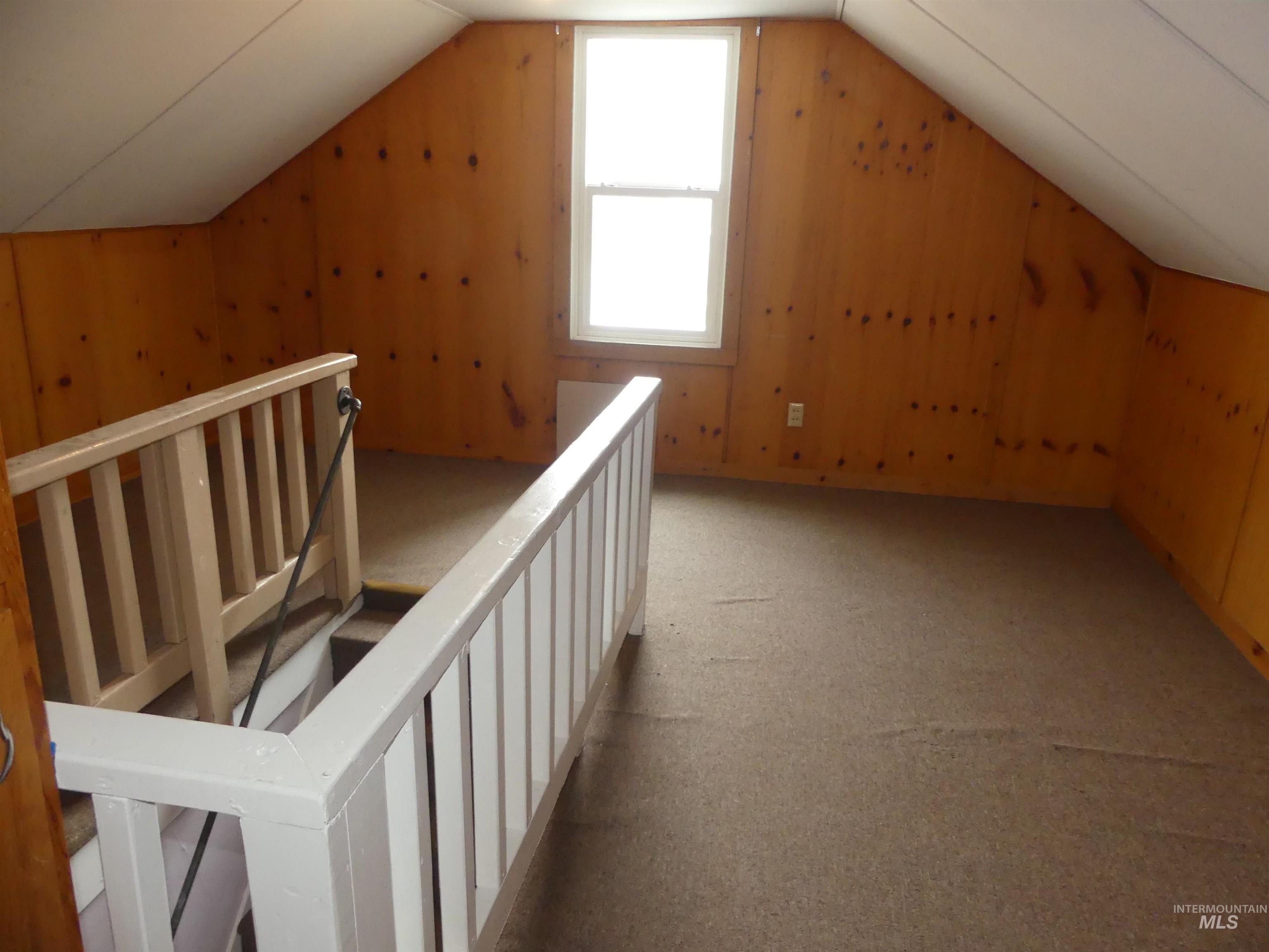 1541 Maple St Property Photo 37