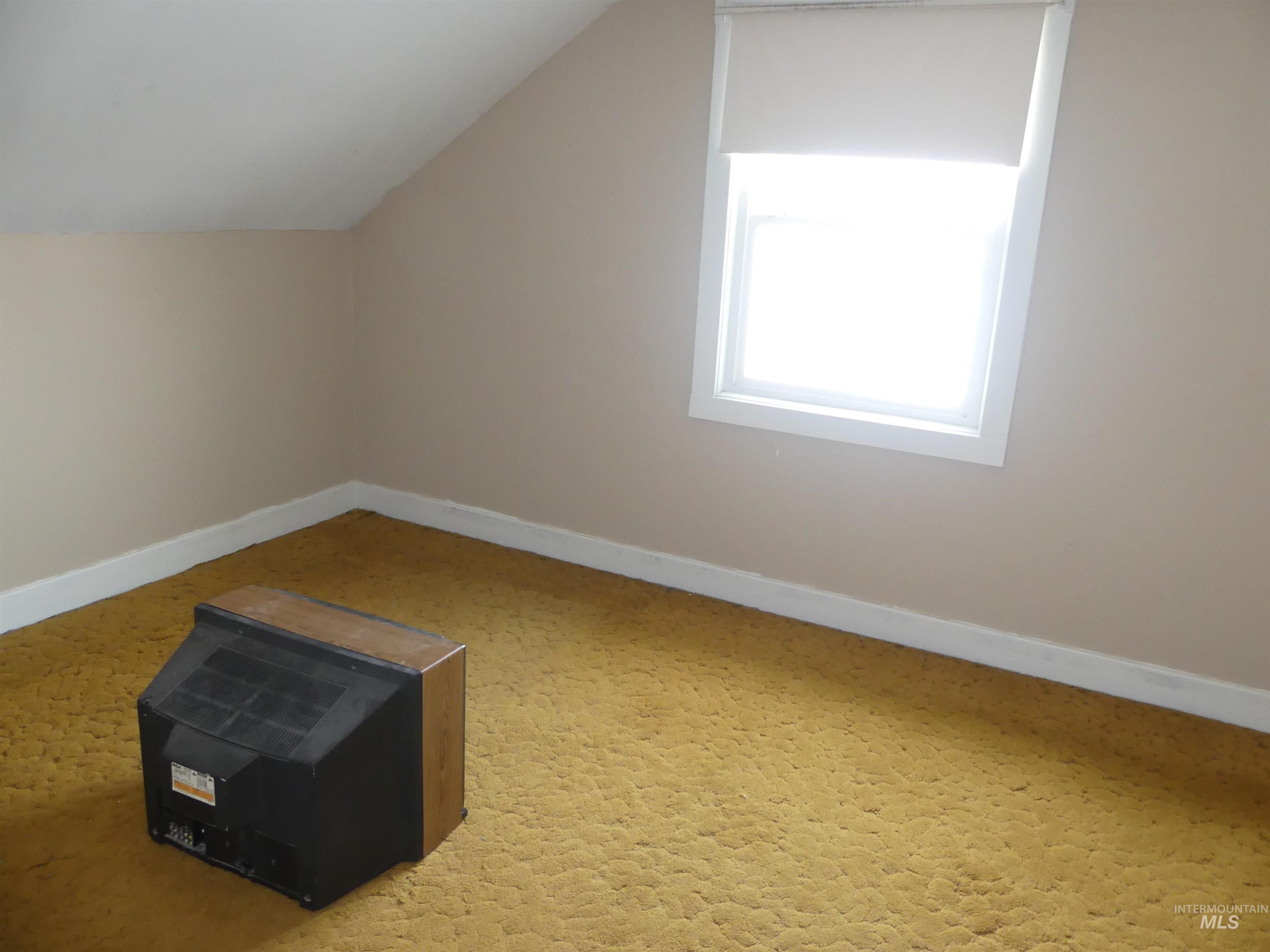 1541 Maple St Property Photo 40
