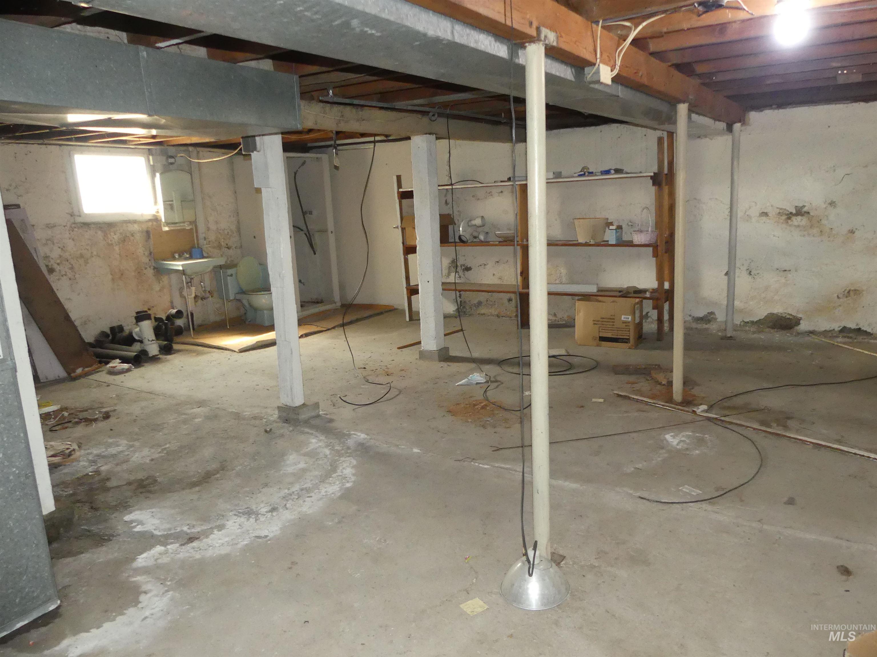 1541 Maple St Property Photo 41