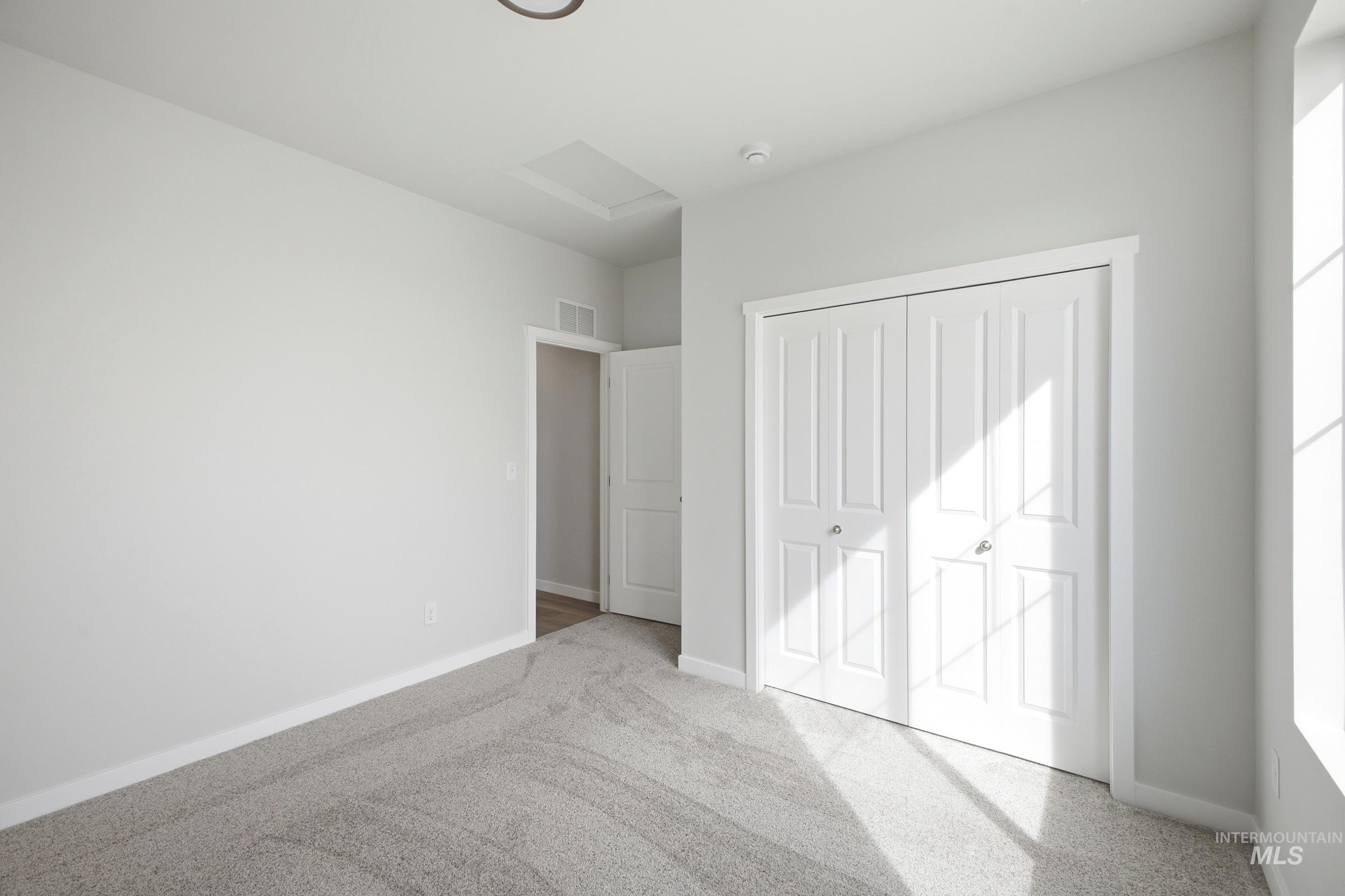 866 Sw Jayhawk St Property Photo 20