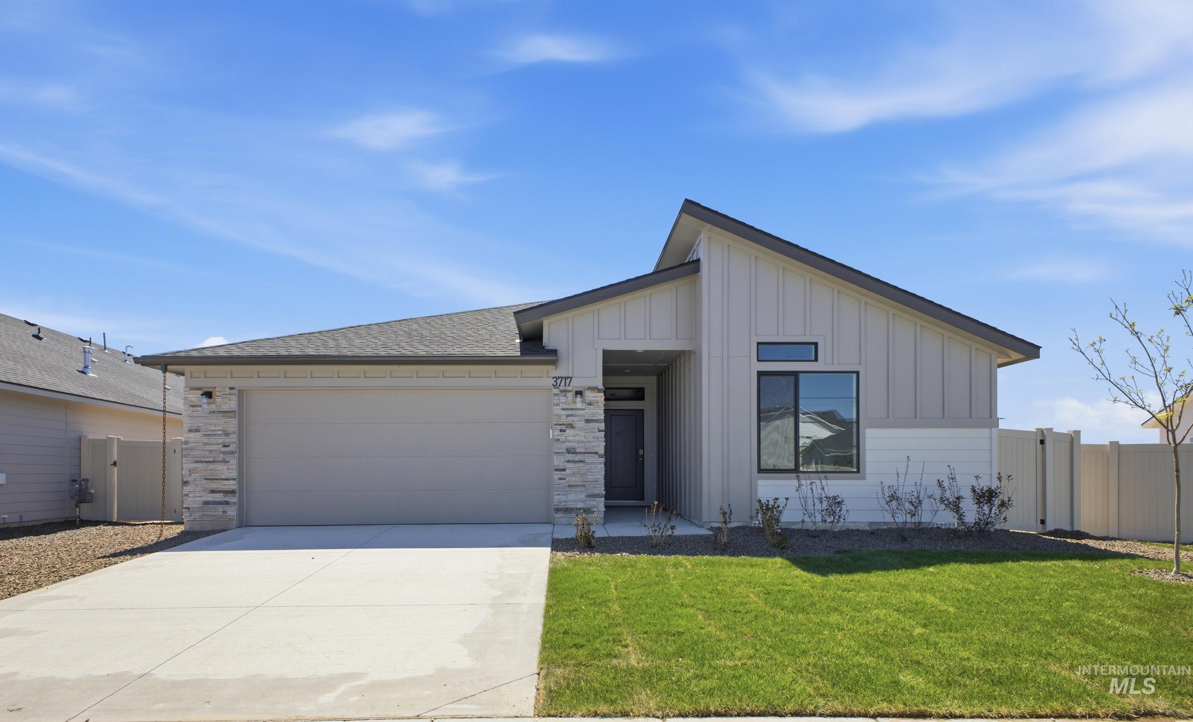 9444 W Blazing Star St Property Photo 1