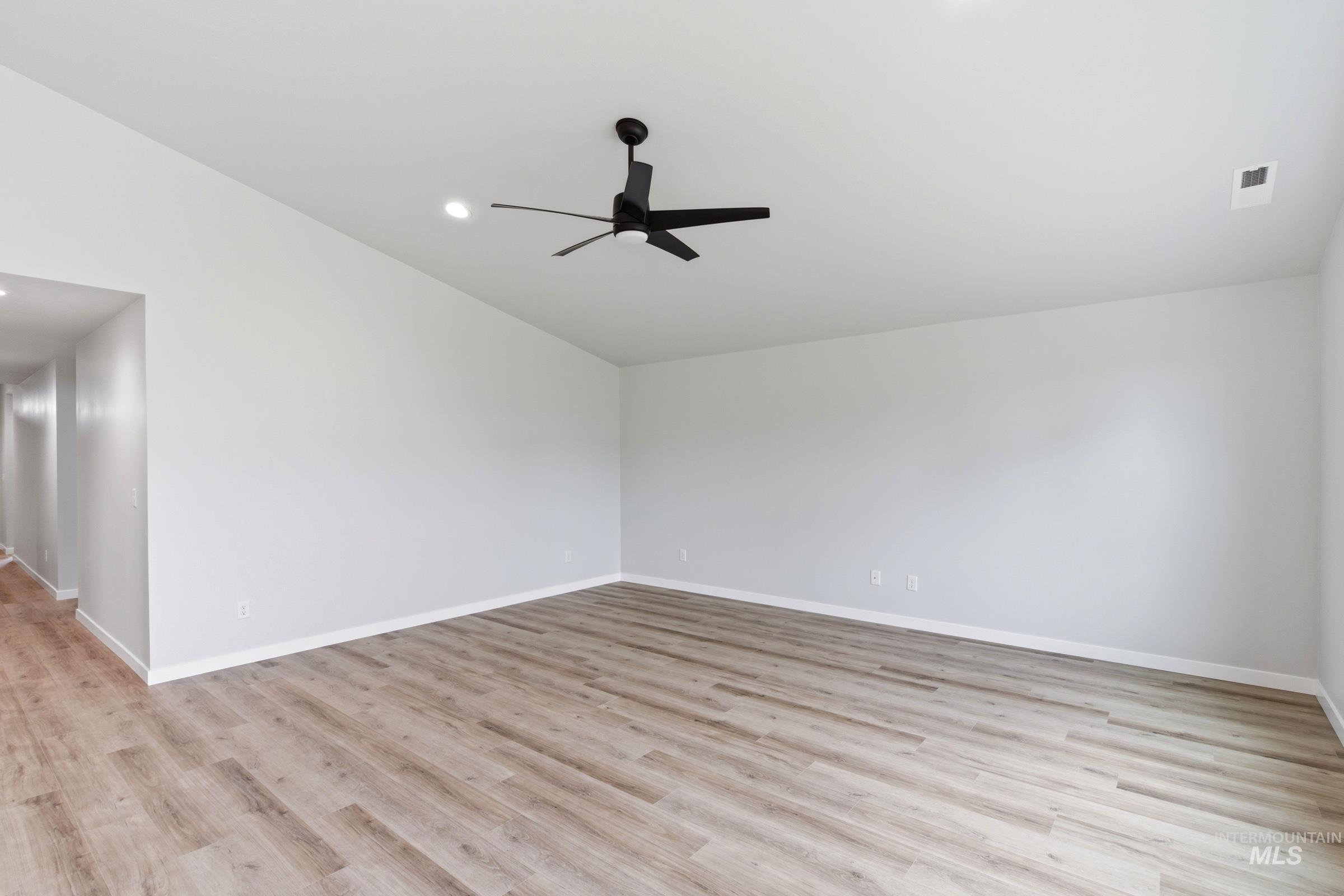 9444 W Blazing Star St Property Photo 7