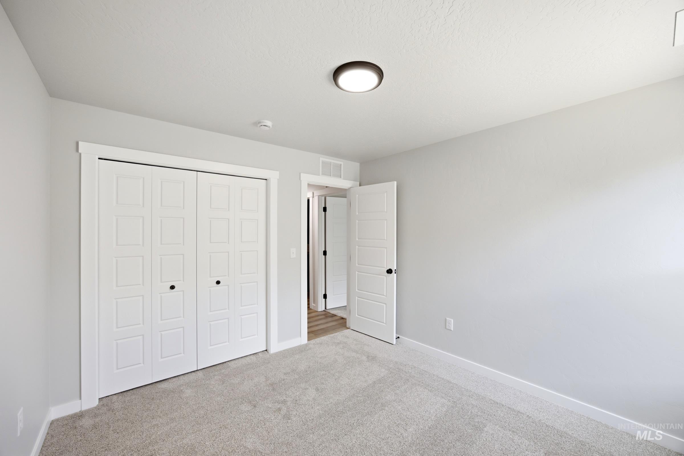 9430 W Blazing Star St Property Photo 18