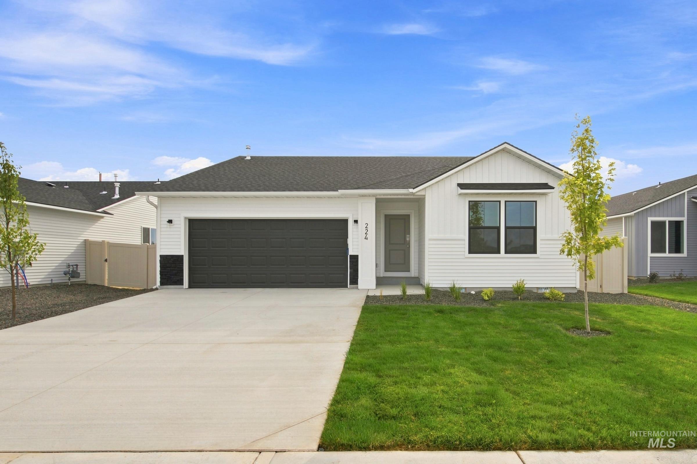 224 Benbrook Ave Property Photo 1