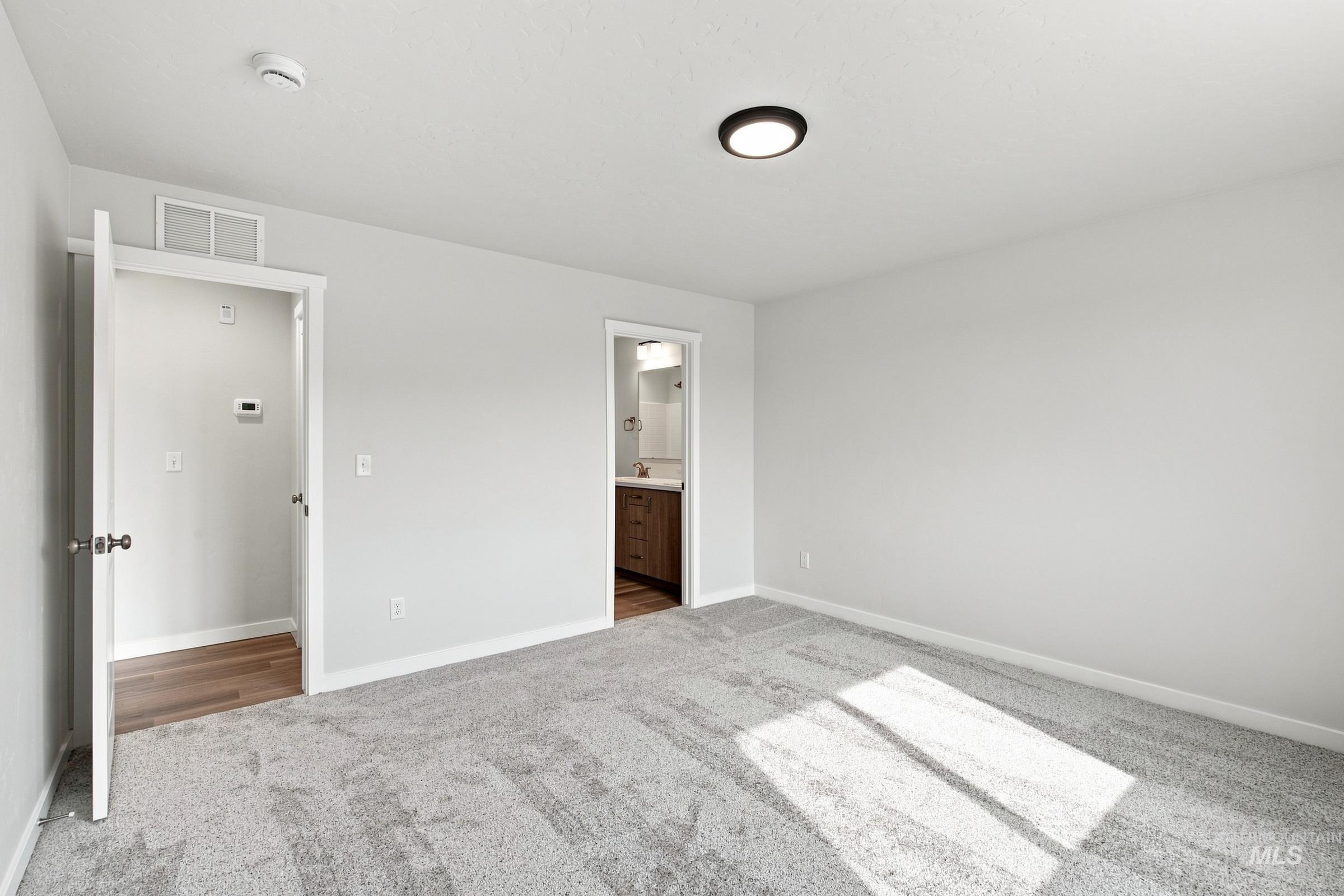 224 Benbrook Ave Property Photo 18