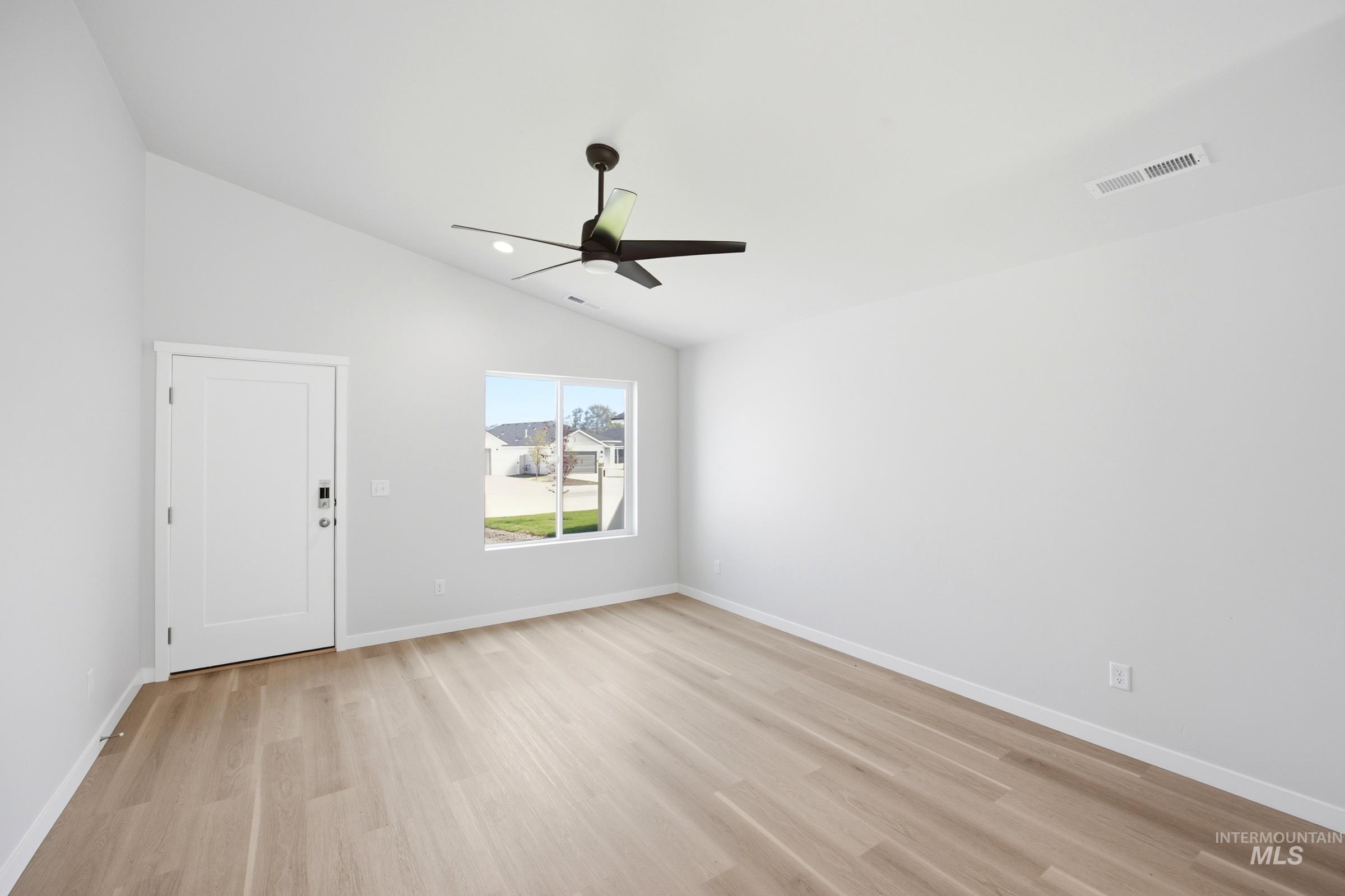 4310 Dayton St Property Photo 2