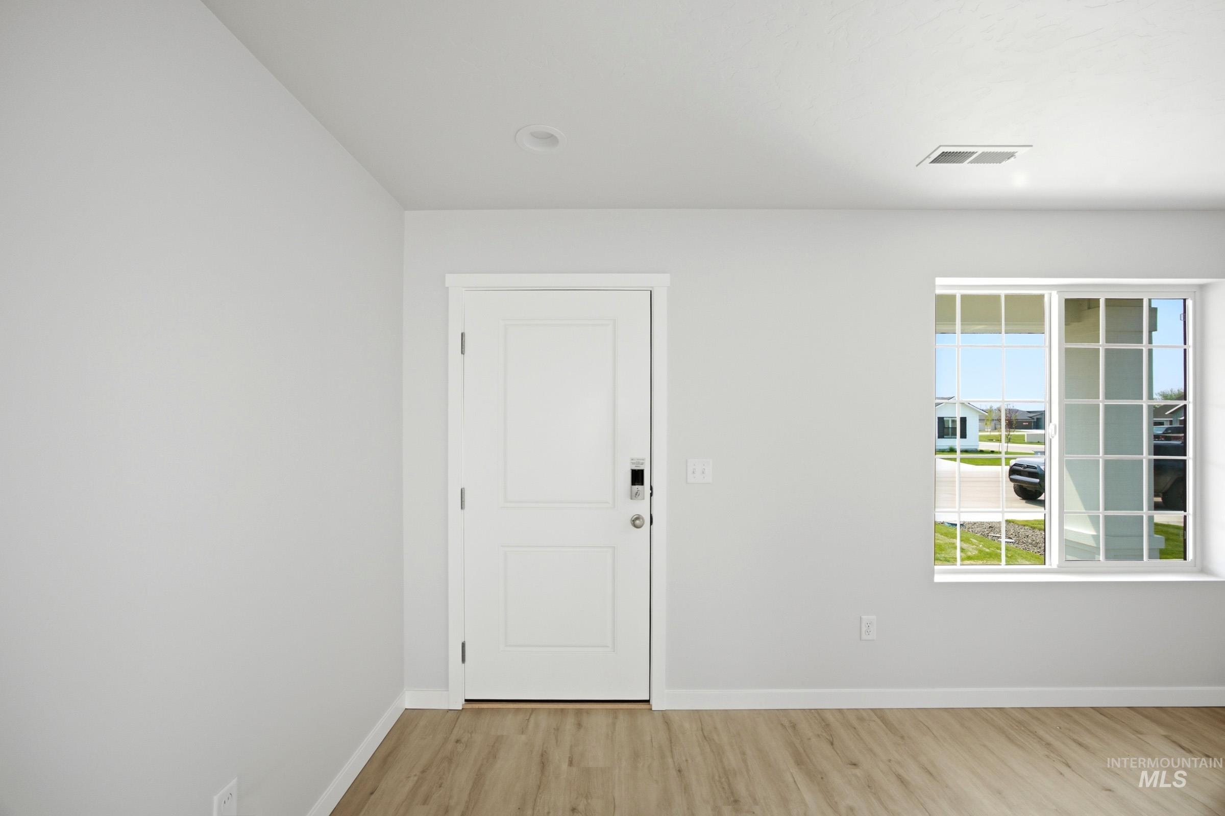 1640 Celina St Property Photo 2