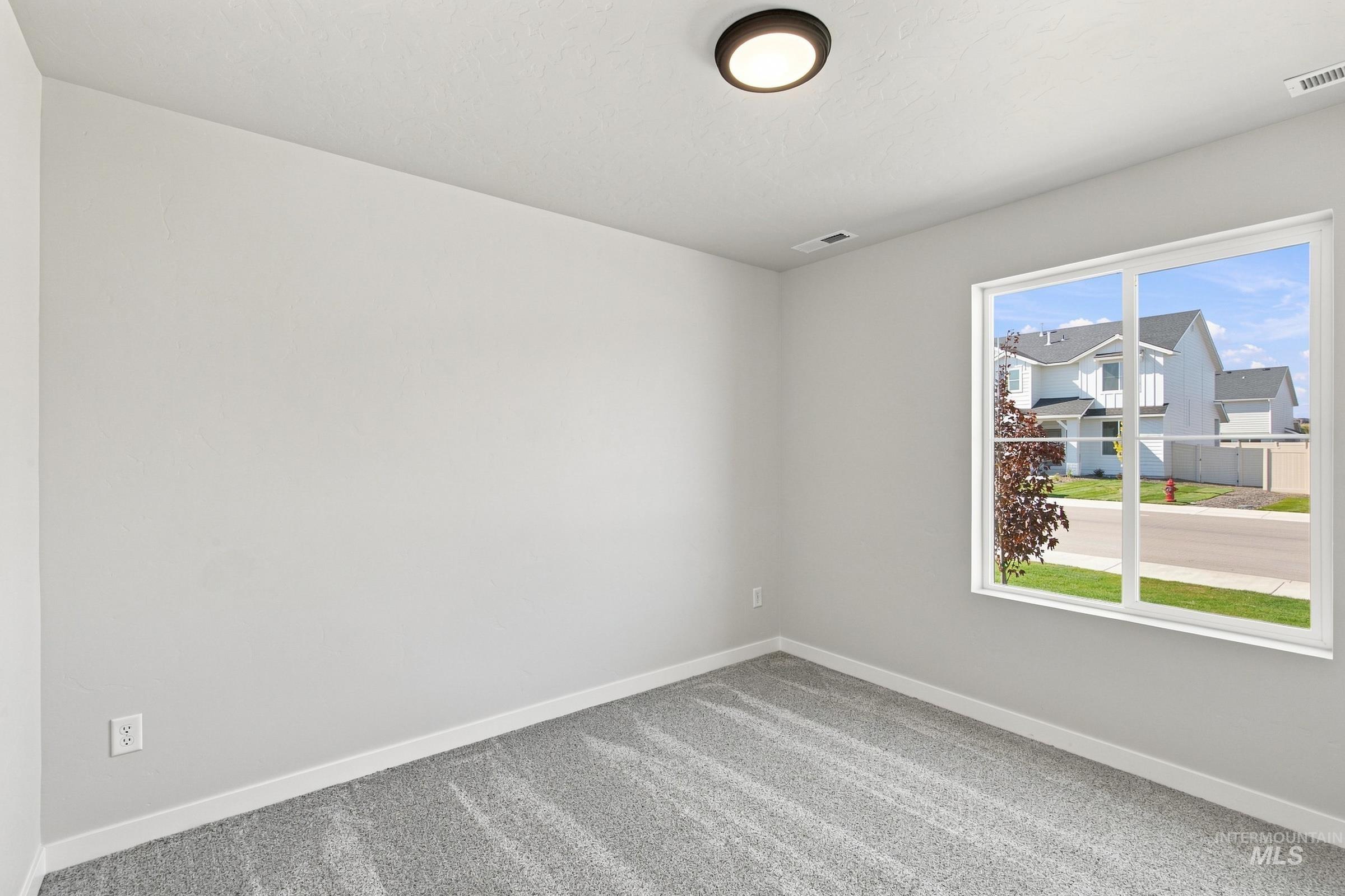1667 Celina St Property Photo 12