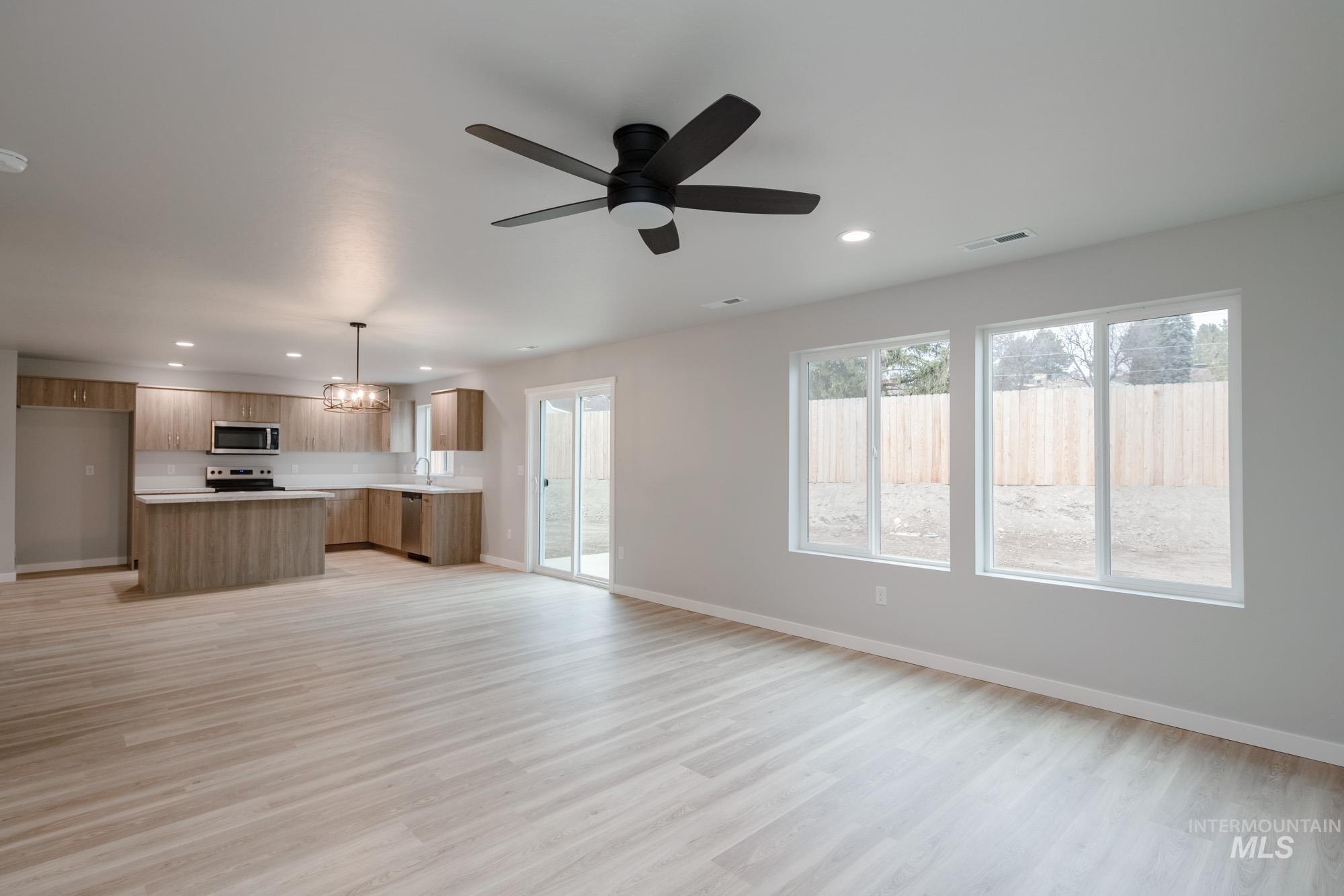 3126 W Animas Creek Dr Property Photo 11