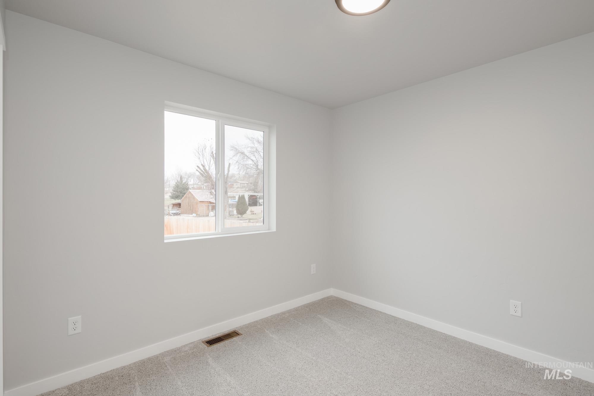 3126 W Animas Creek Dr Property Photo 18