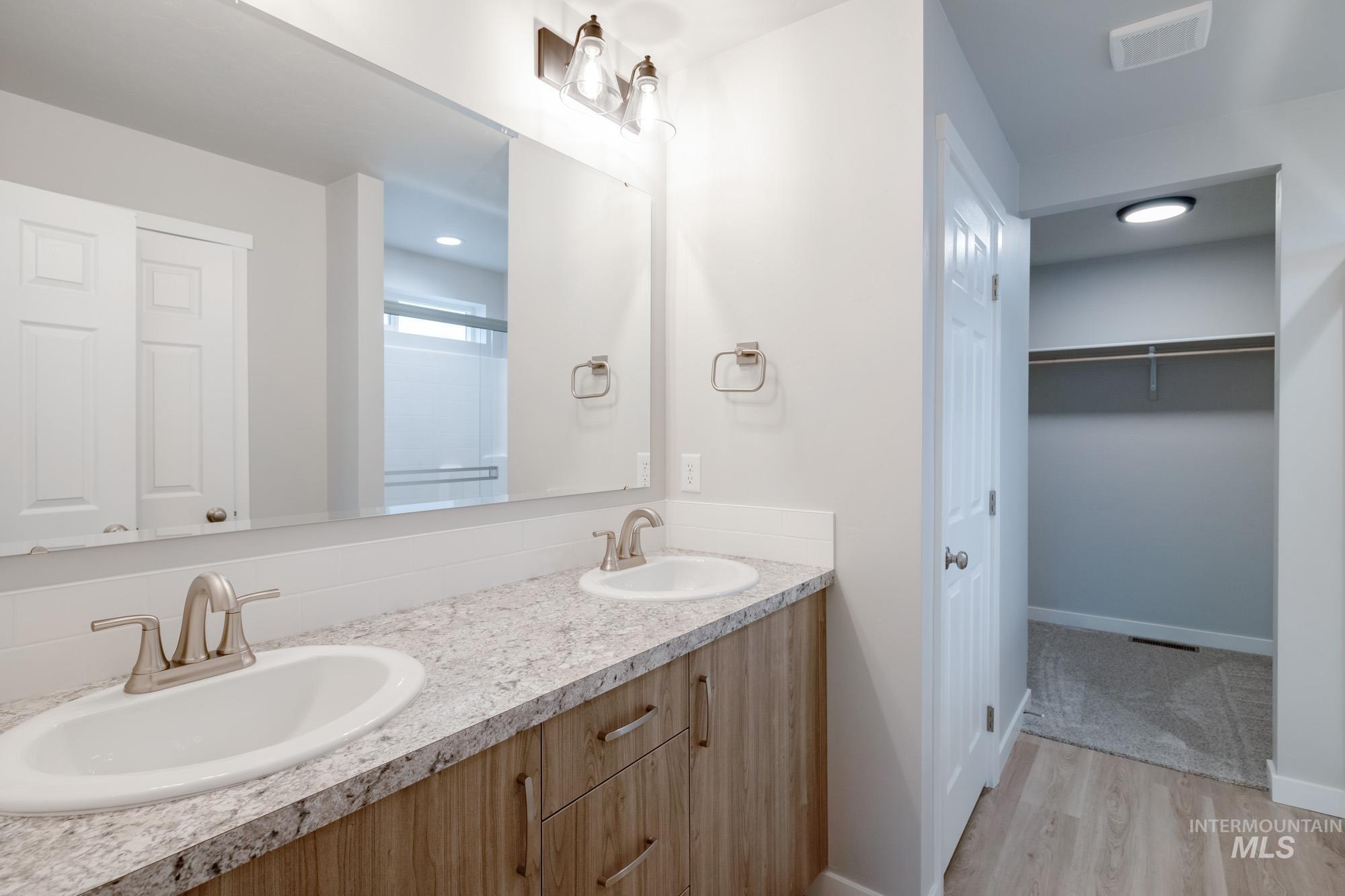 3126 W Animas Creek Dr Property Photo 21