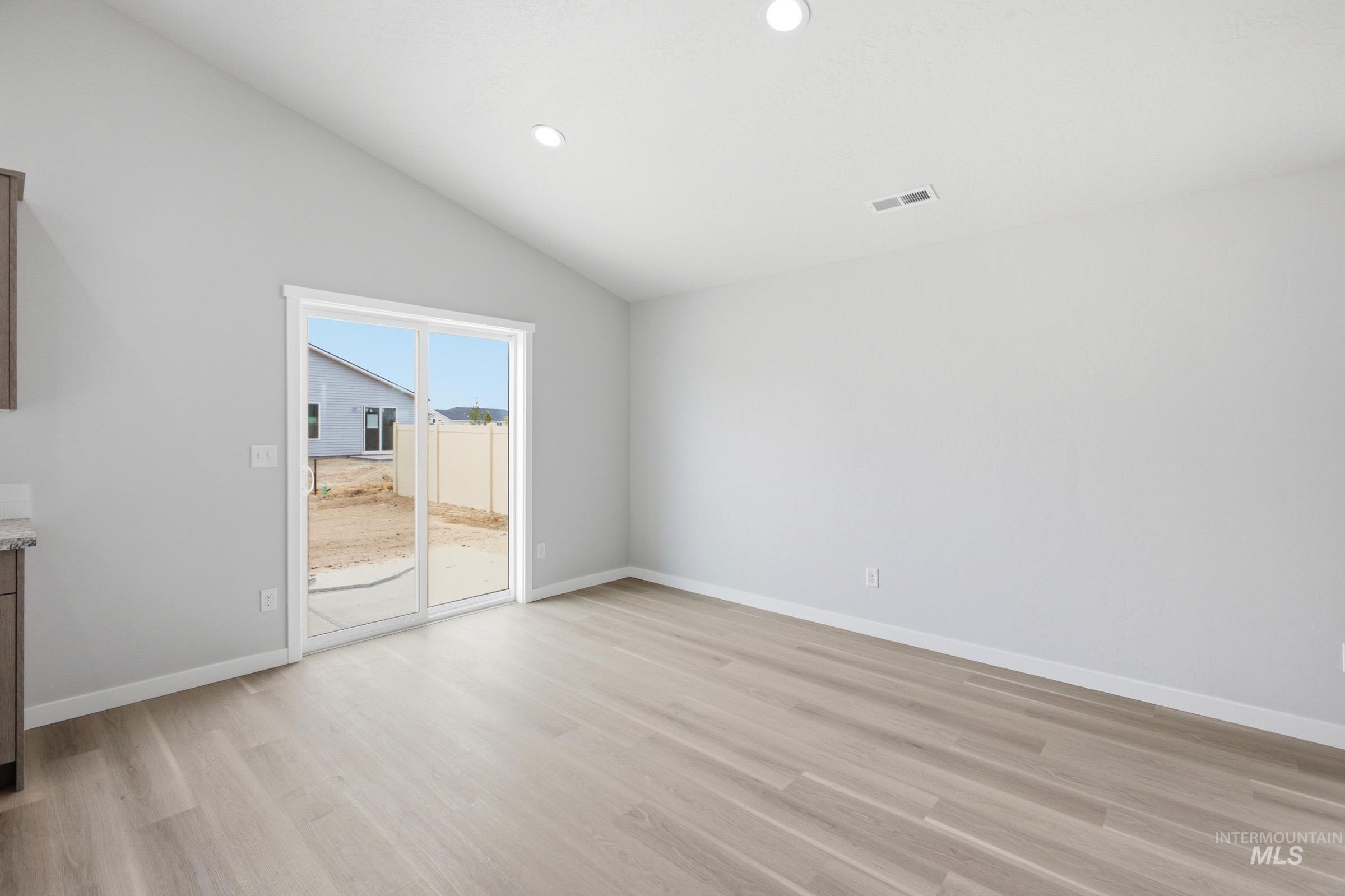 3193 W Animas Creek Dr Property Photo 6