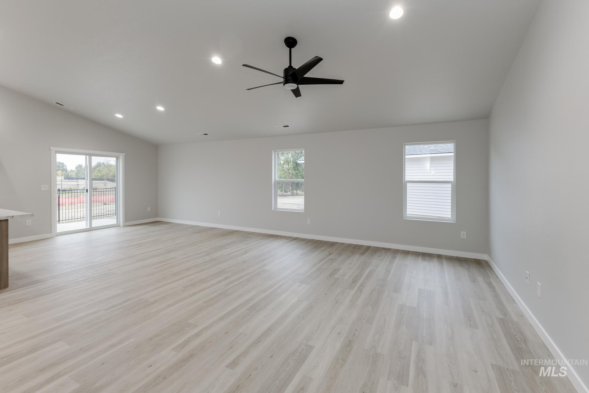 3193 W Animas Creek Dr Property Photo 10