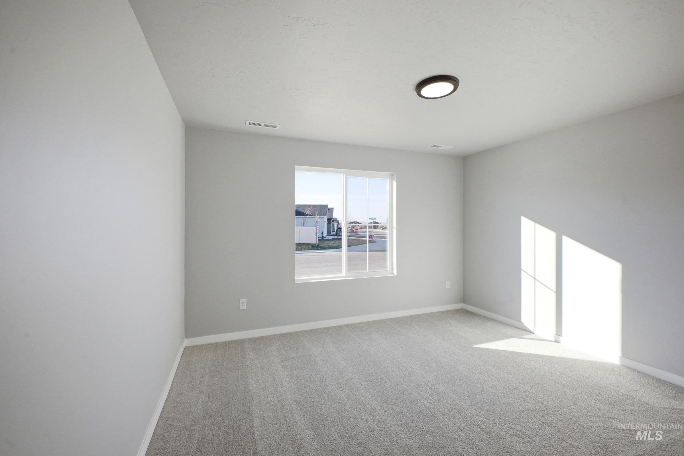 5107 S Bleachfield Ave Property Photo 12