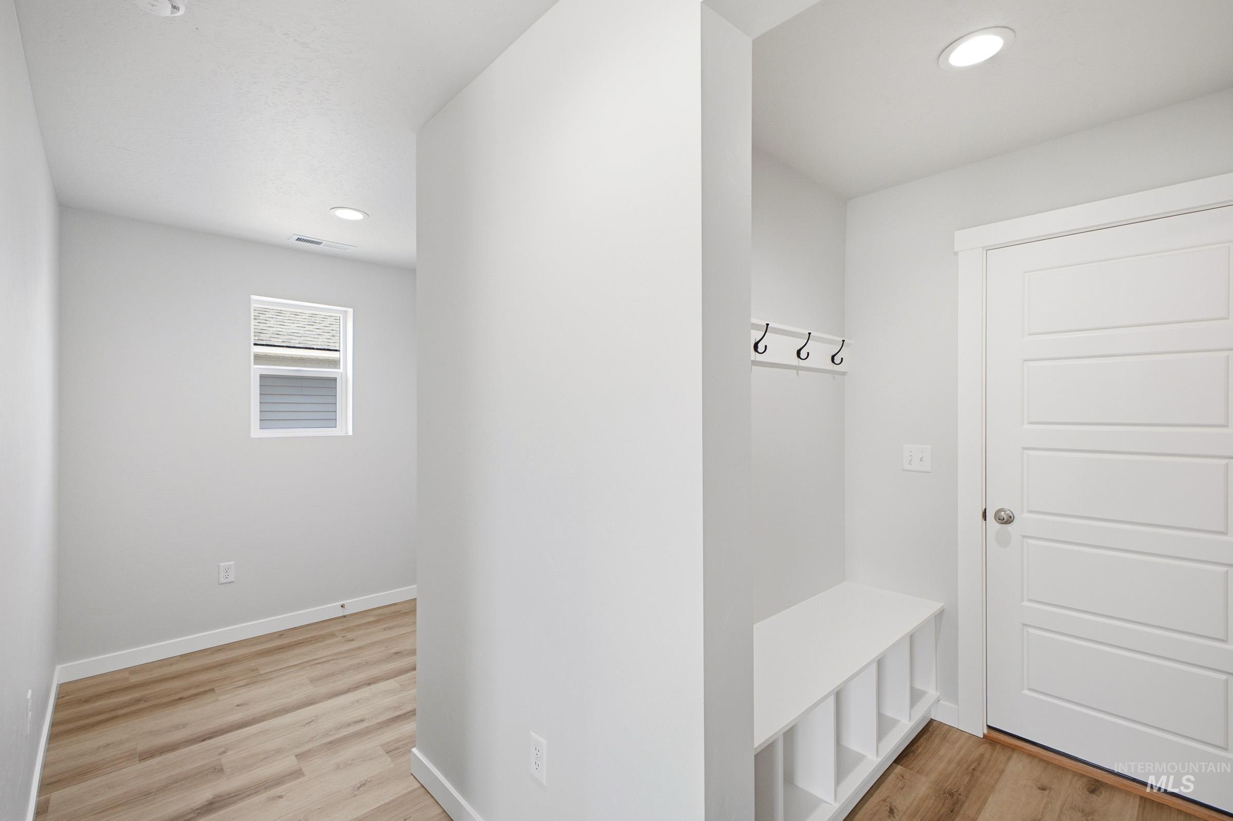 2367 W Red Jasper Dr Property Photo 12