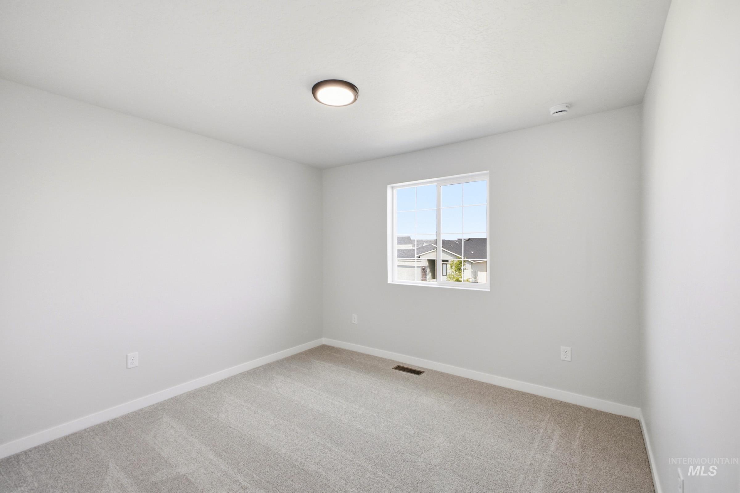 2367 W Red Jasper Dr Property Photo 13