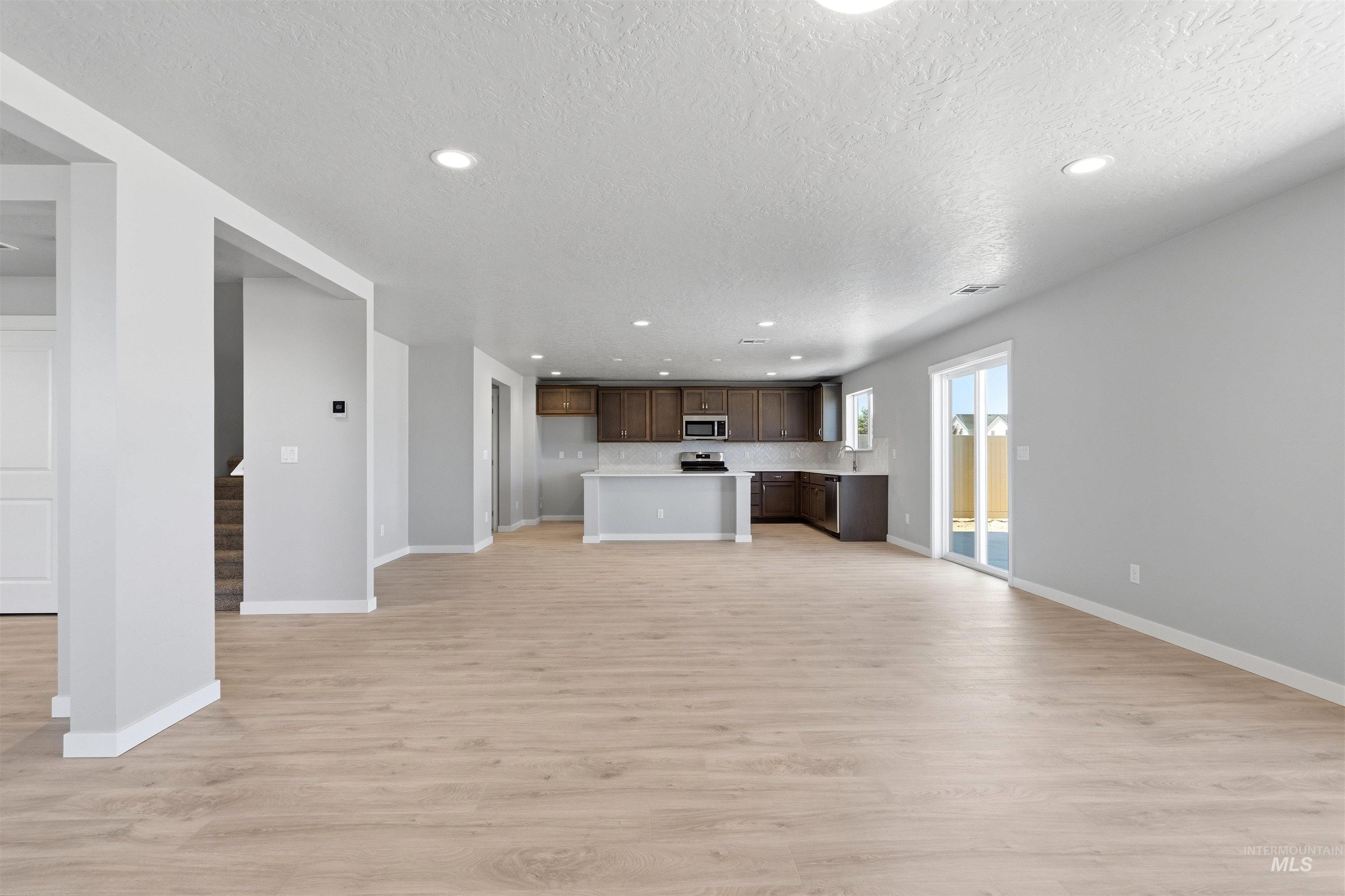 1532 Longford St Property Photo 14