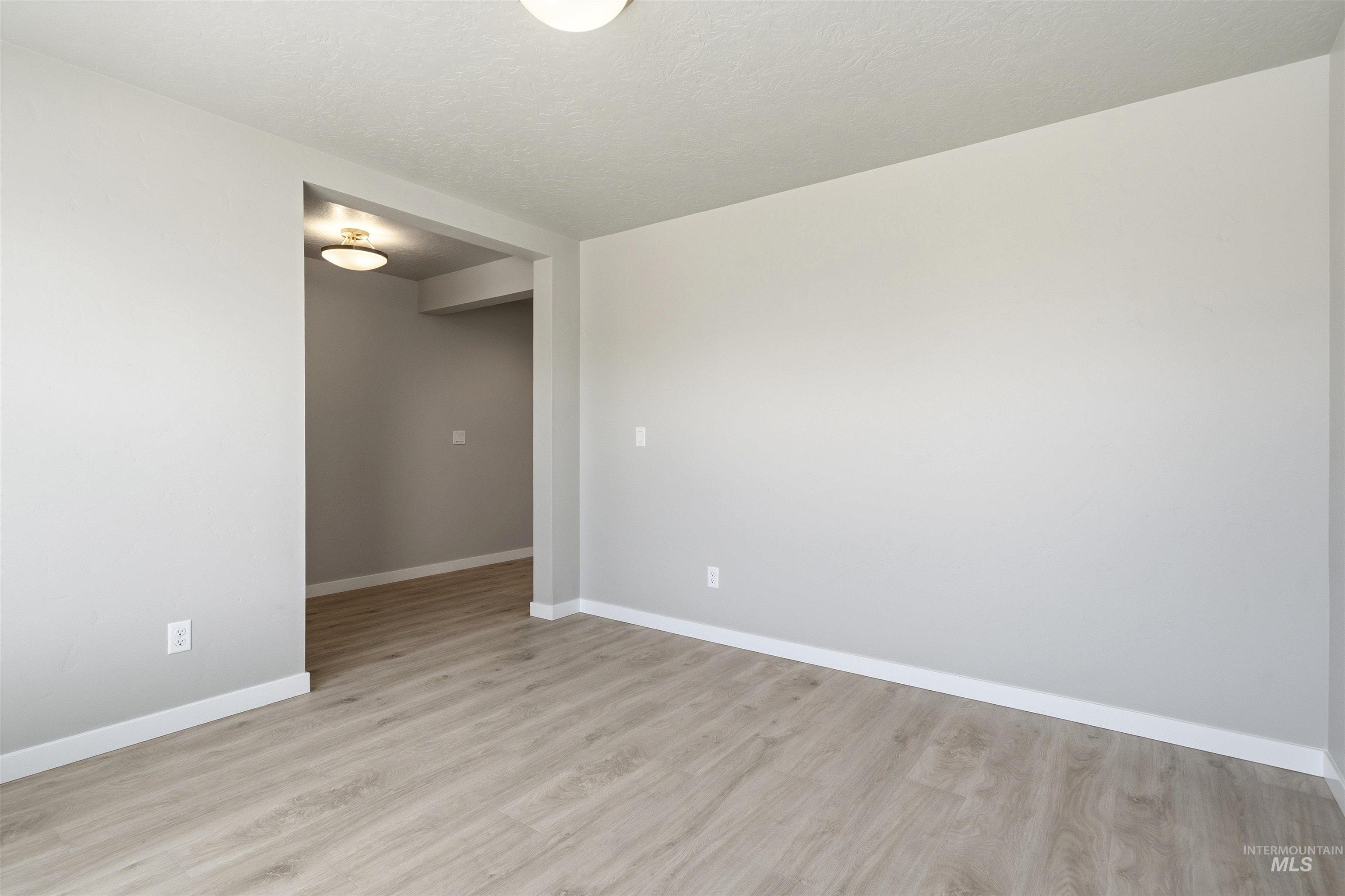 1532 Longford St Property Photo 21