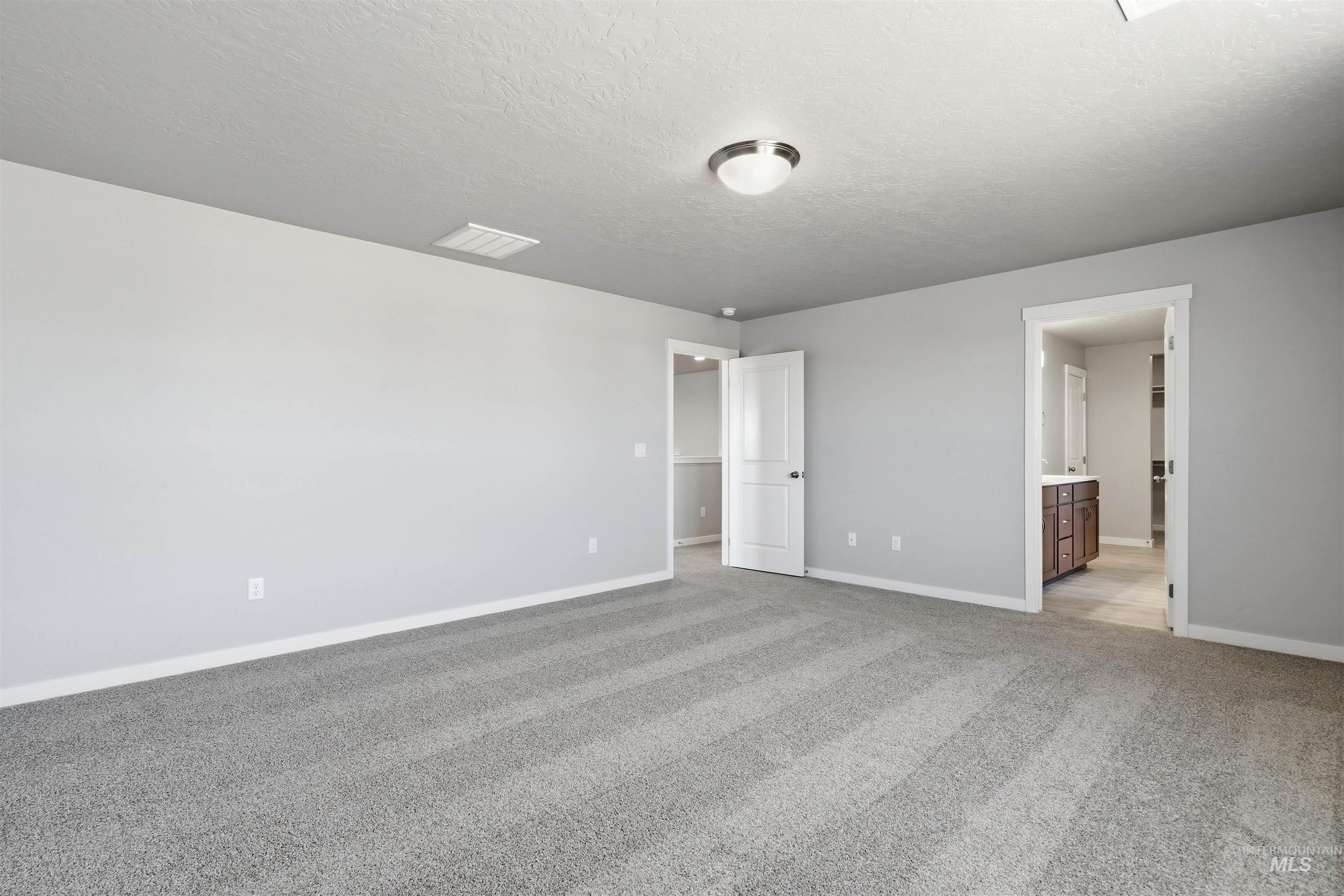 1532 Longford St Property Photo 24