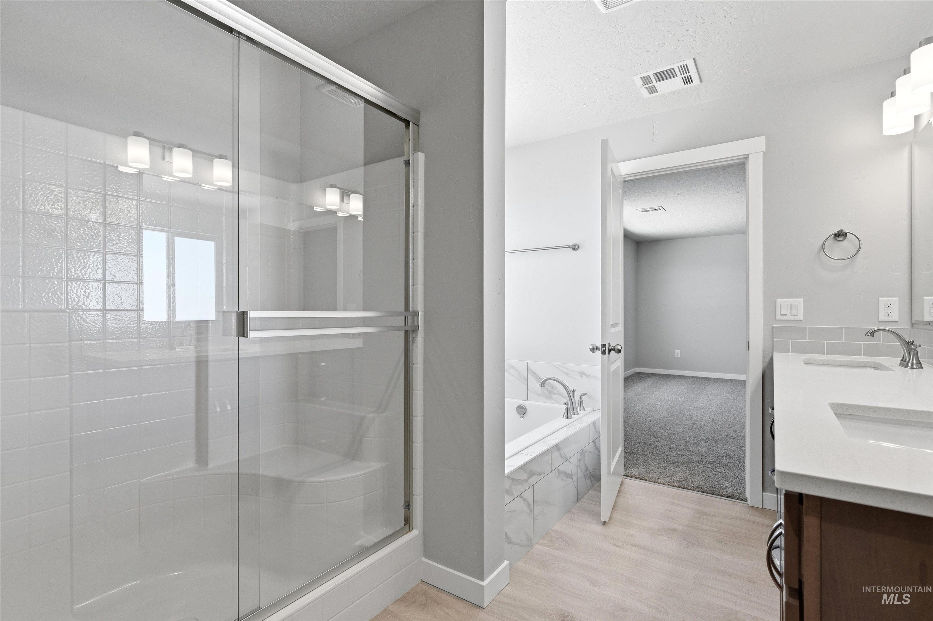 1532 Longford St Property Photo 26