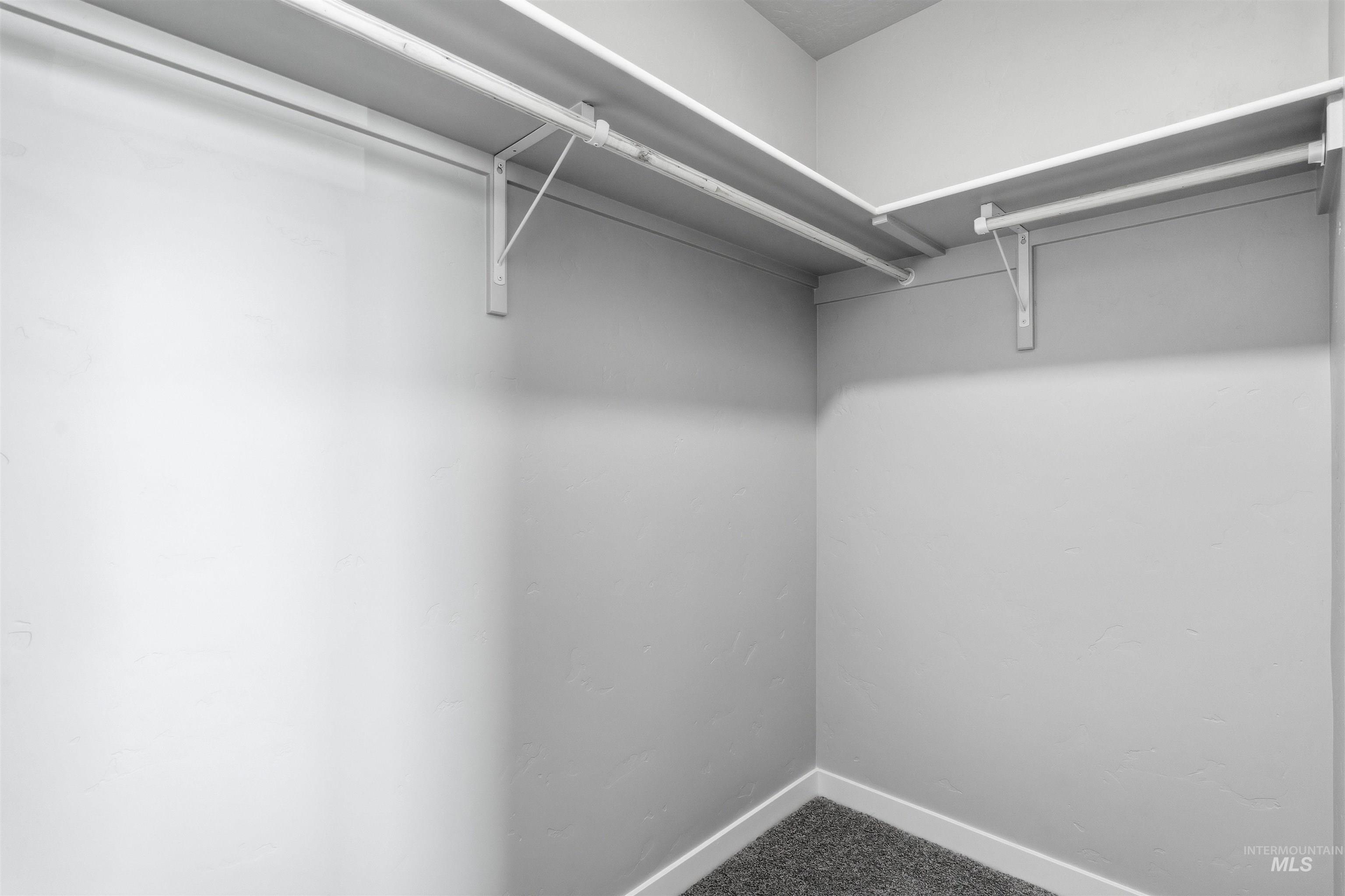 1532 Longford St Property Photo 30