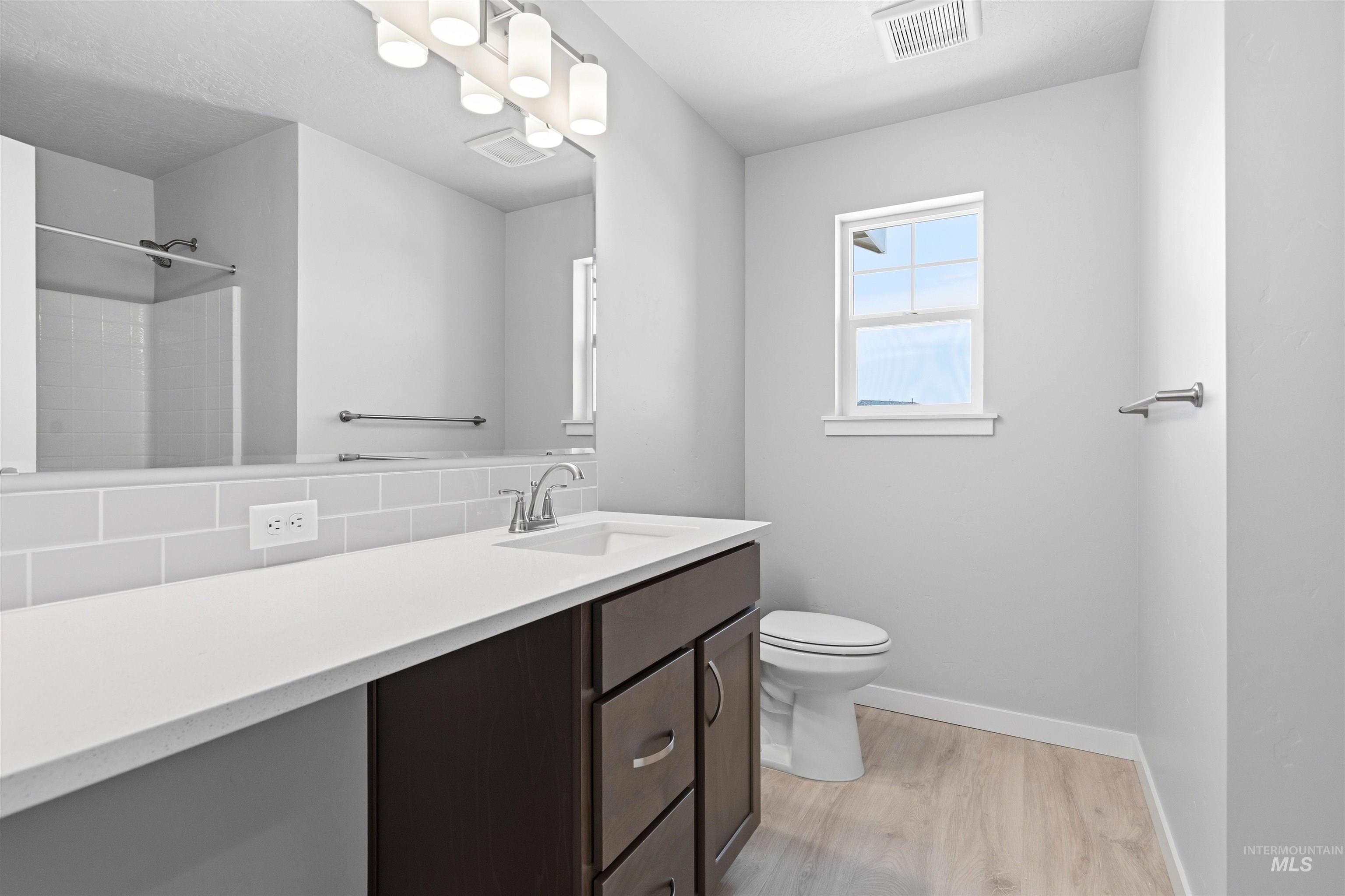 1532 Longford St Property Photo 31
