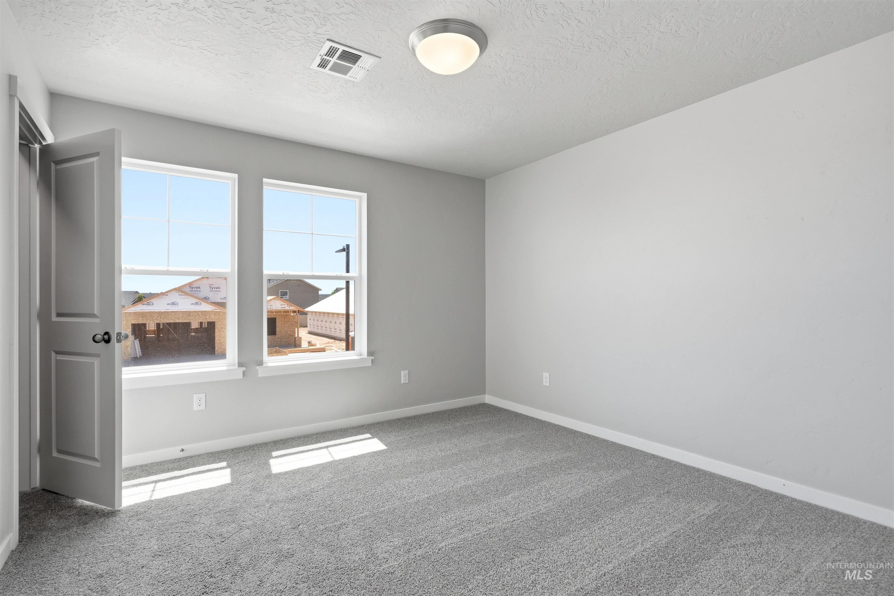 1532 Longford St Property Photo 33