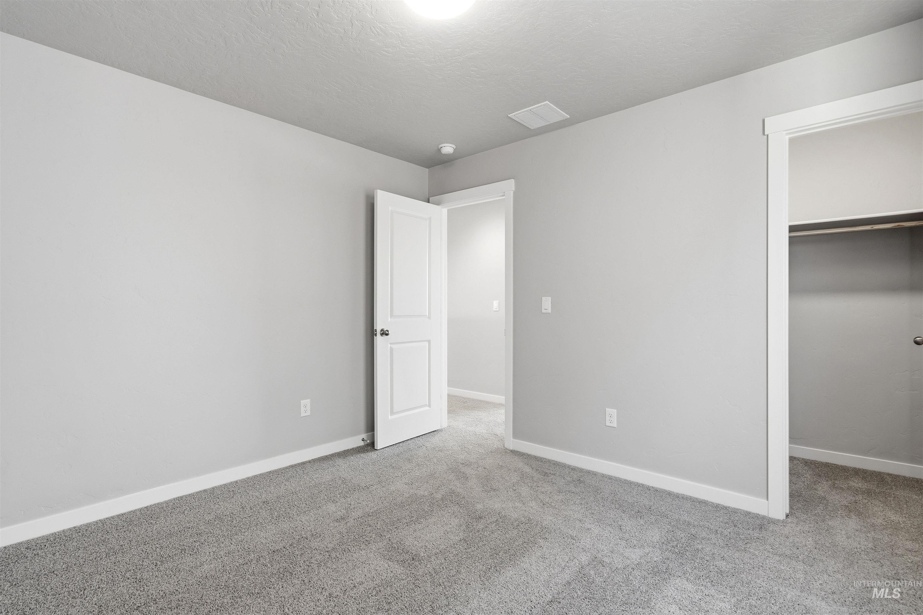 1532 Longford St Property Photo 36
