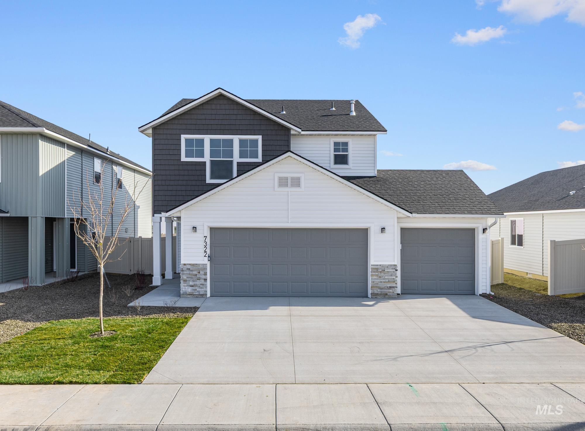 2355 W Red Jasper Dr Property Photo 1