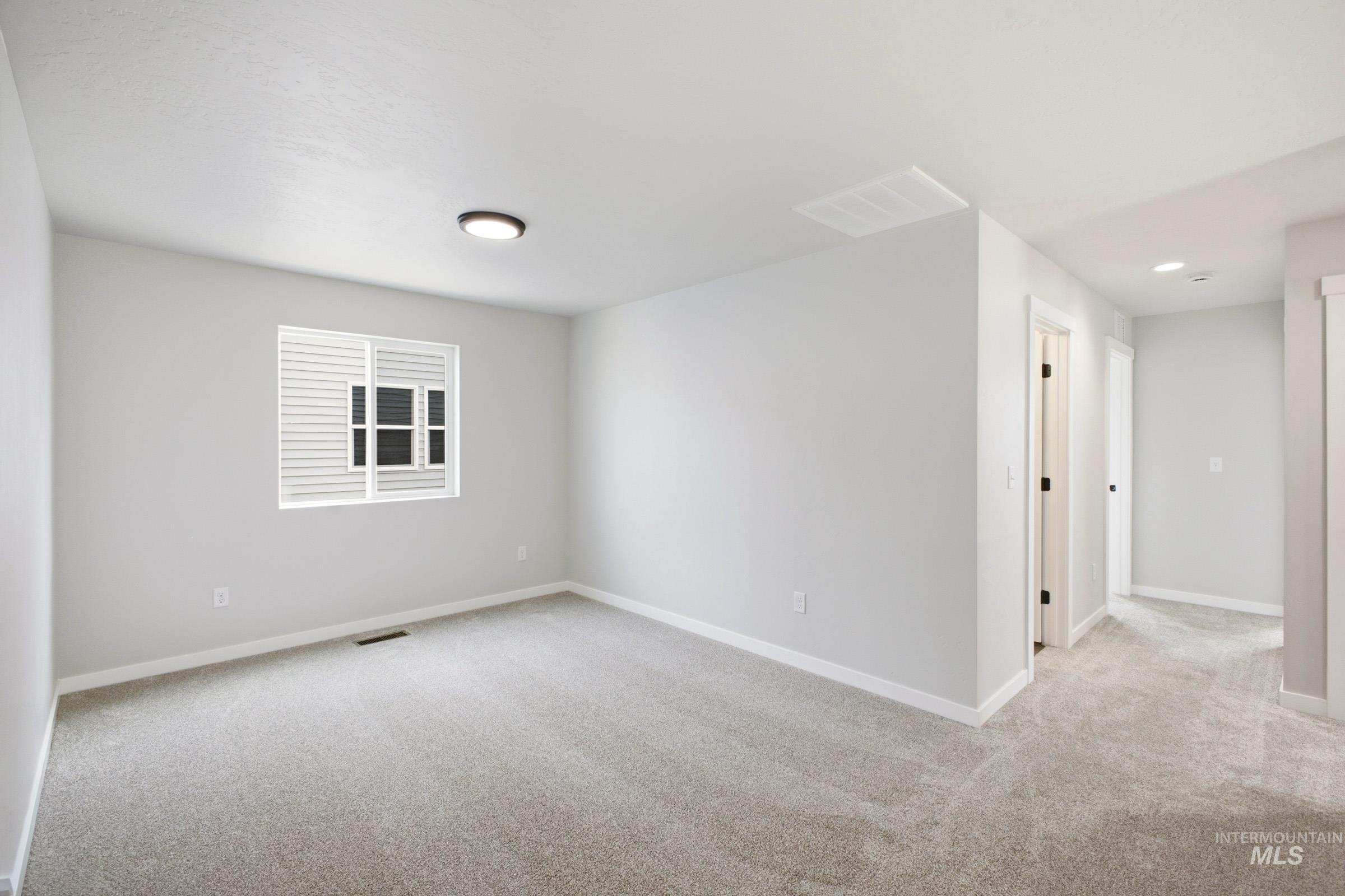 2355 W Red Jasper Dr Property Photo 13