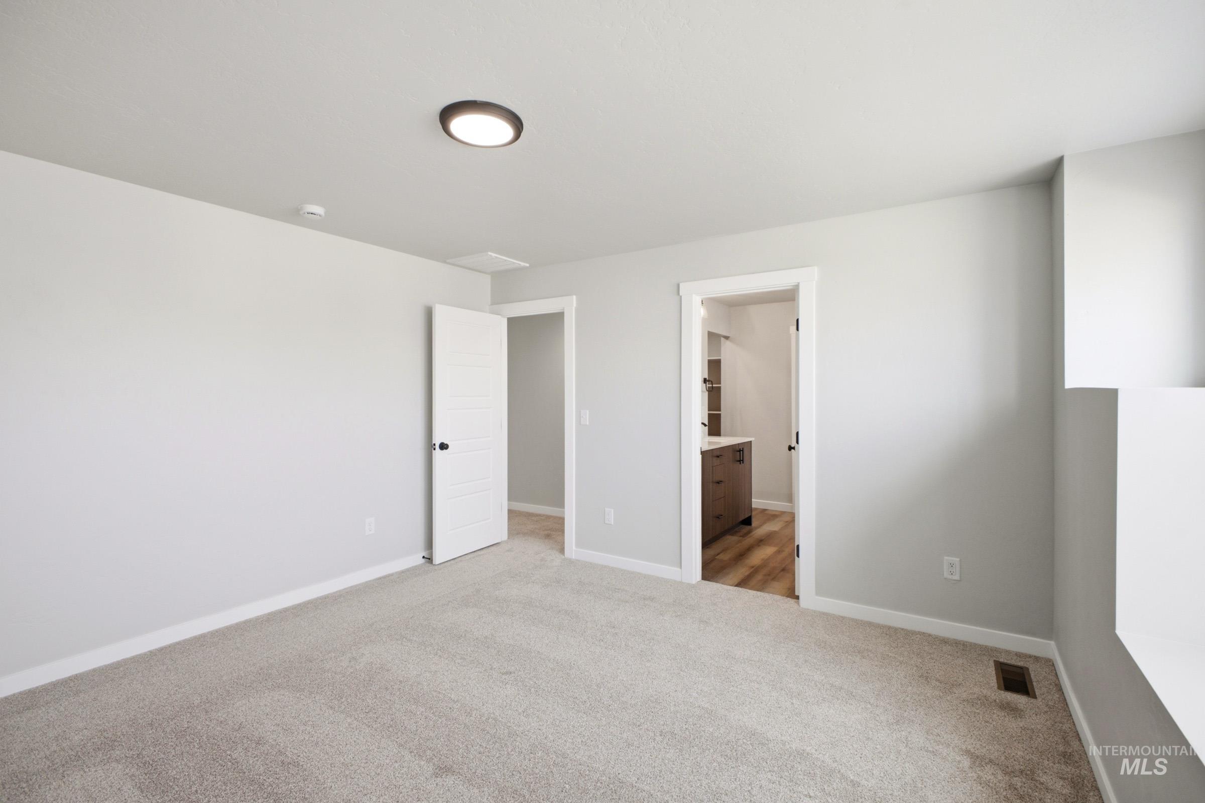 2355 W Red Jasper Dr Property Photo 21