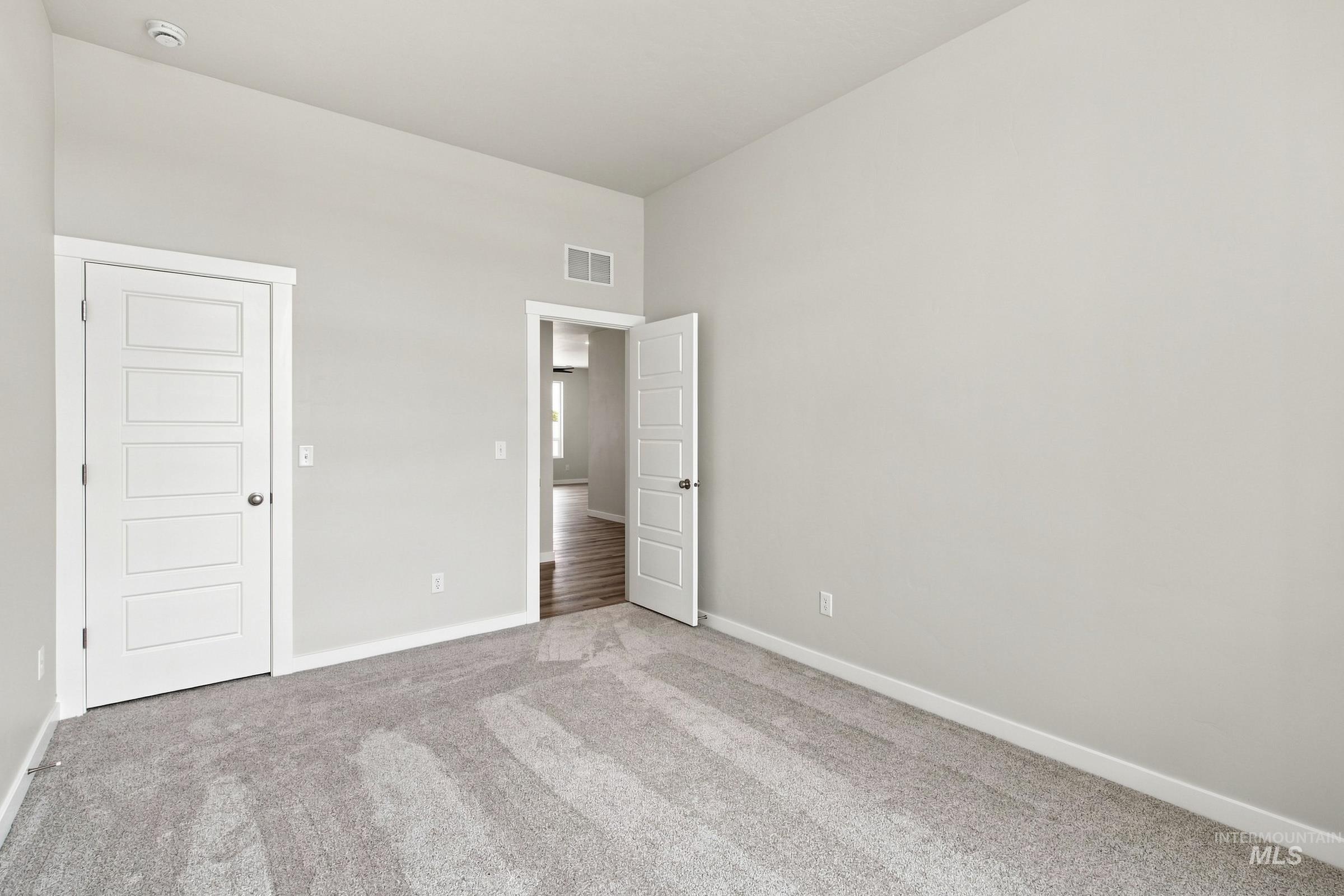 5127 S Edgecomb Way Property Photo 12