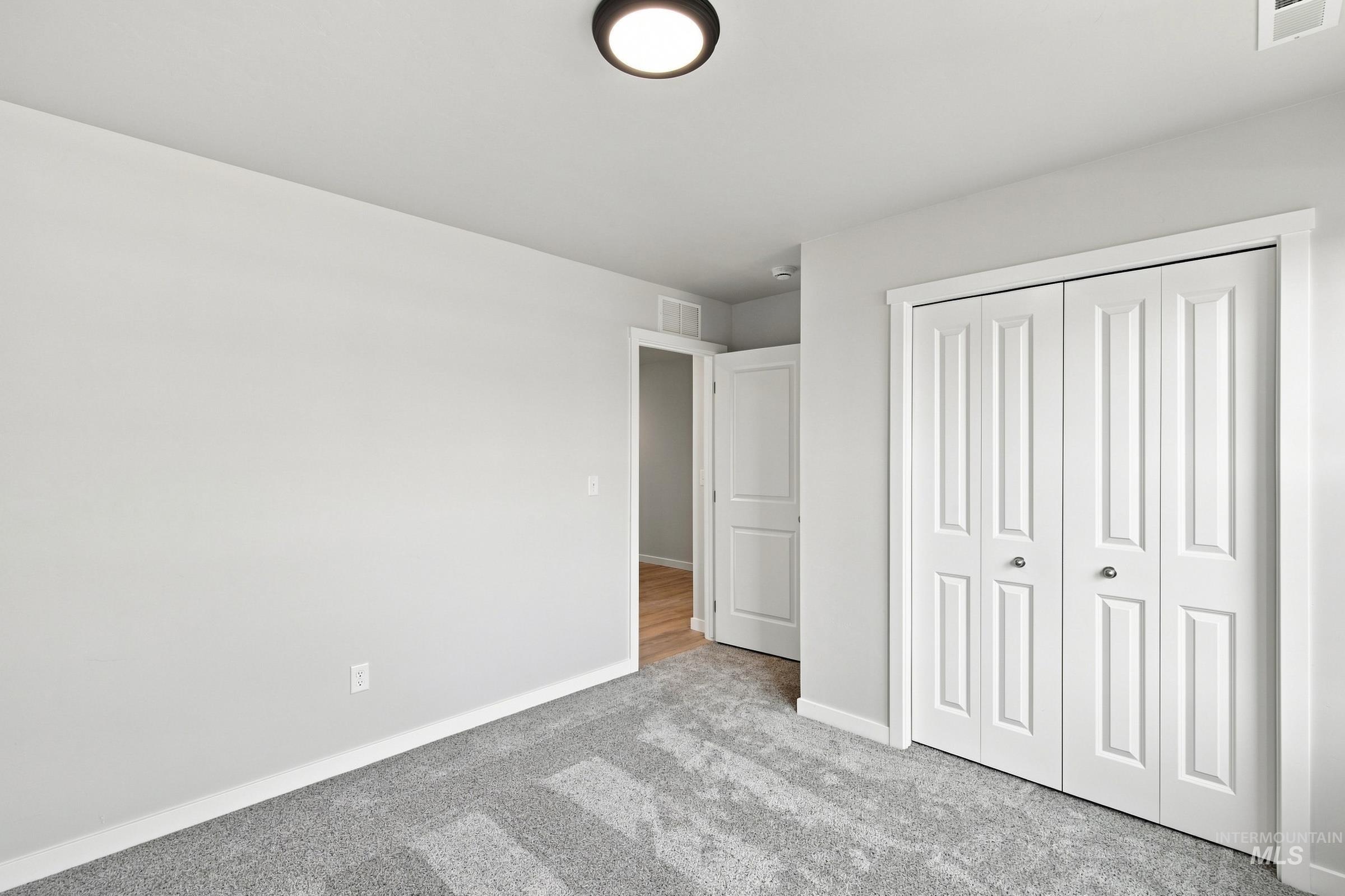 3723 E White Plains St Property Photo 12