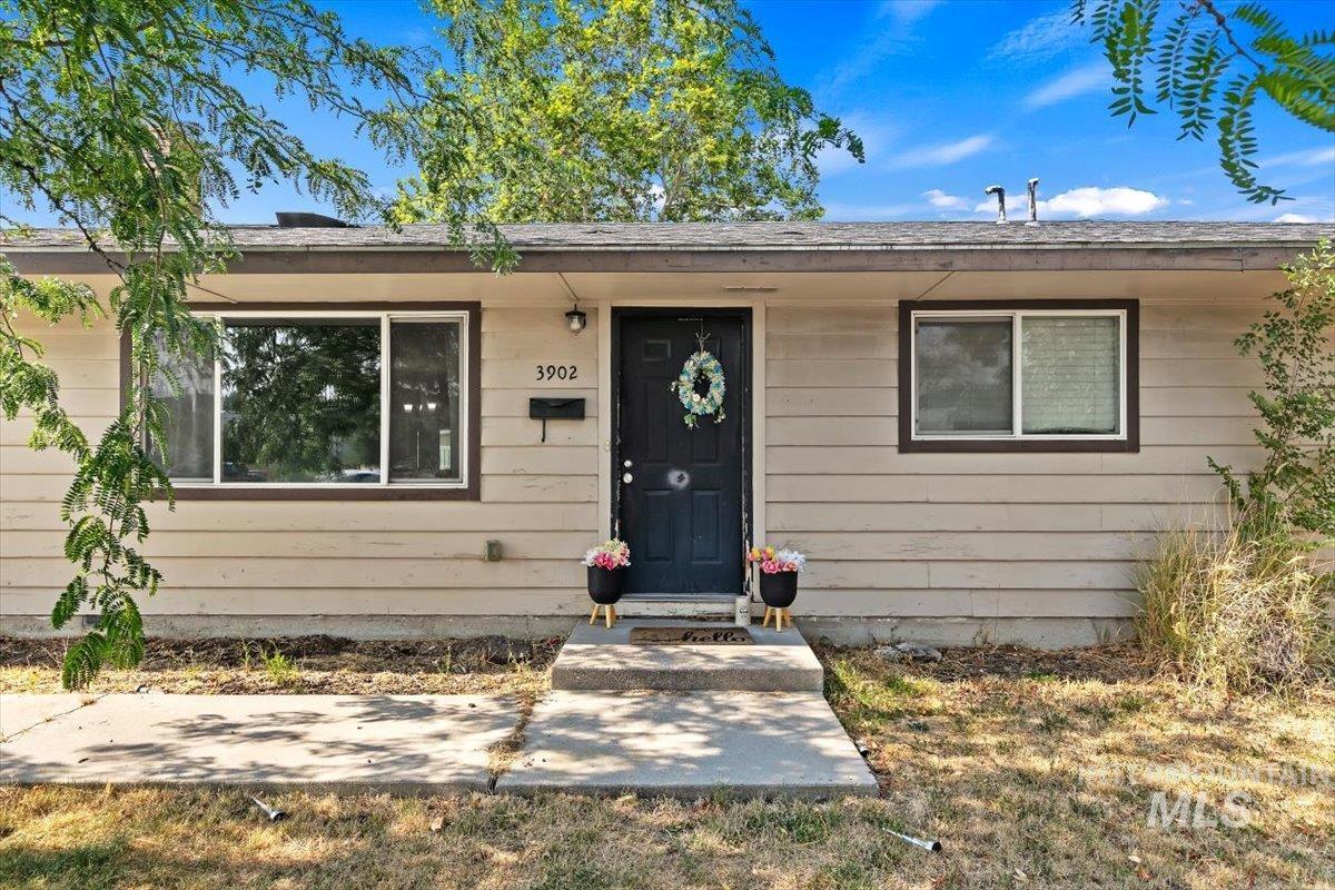 3902 W St Andrews Property Photo 3