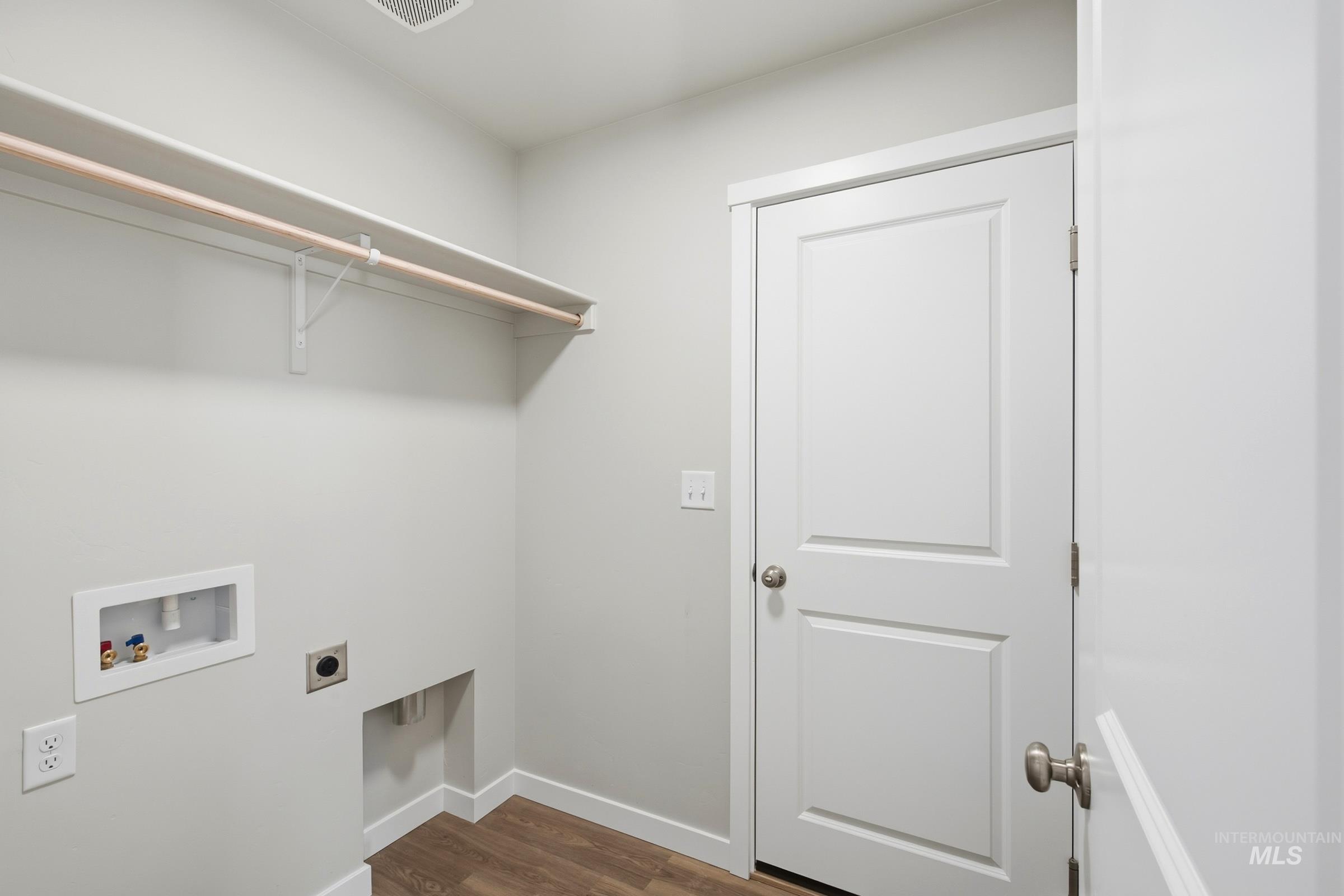 3772 E Freedom Tower Dr Property Photo 12
