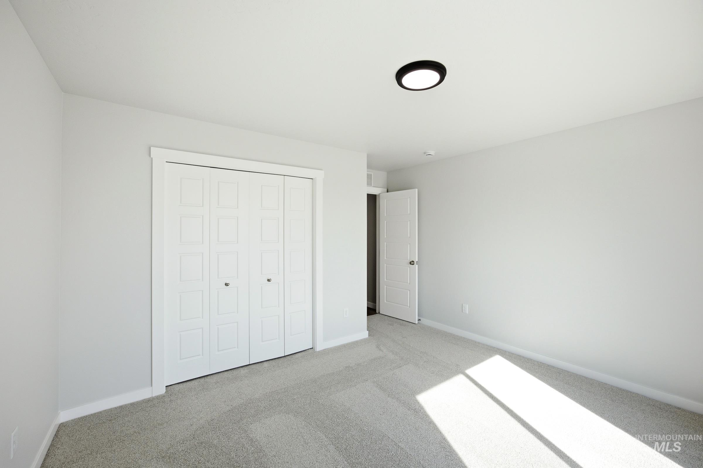15273 Patriot Ave Property Photo 11