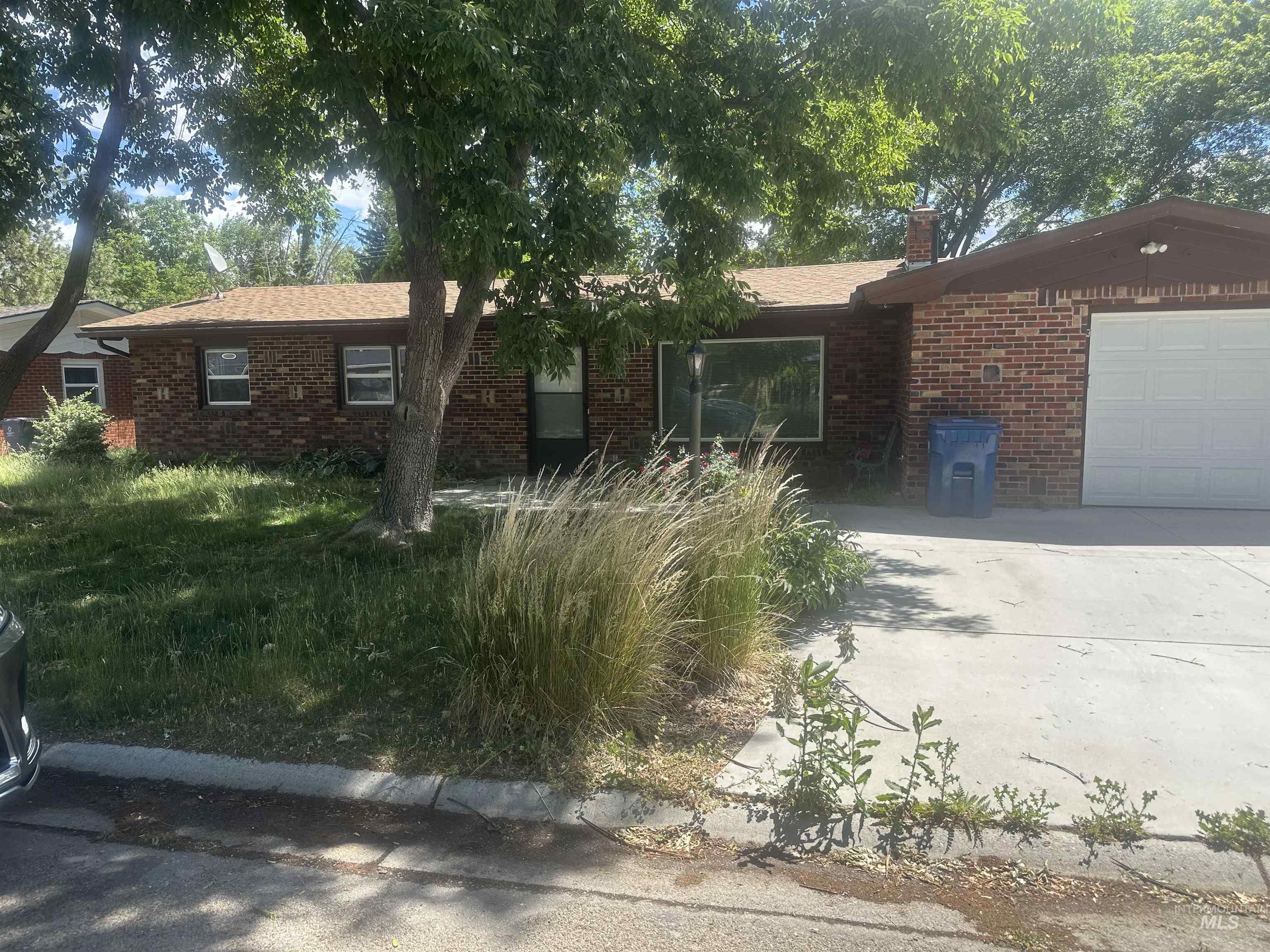 2018 S Jackson St Property Photo 1