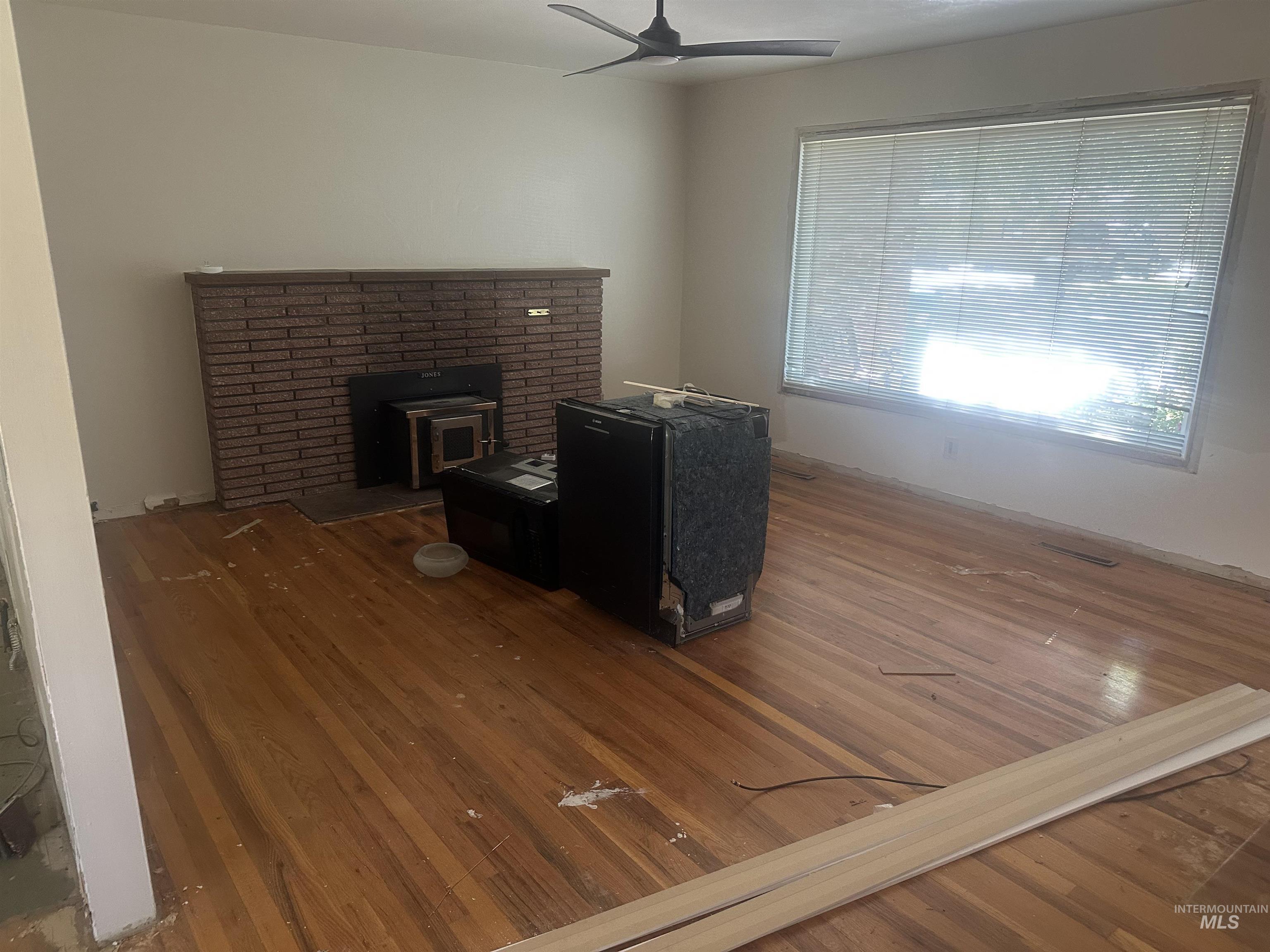 2018 S Jackson St Property Photo 4