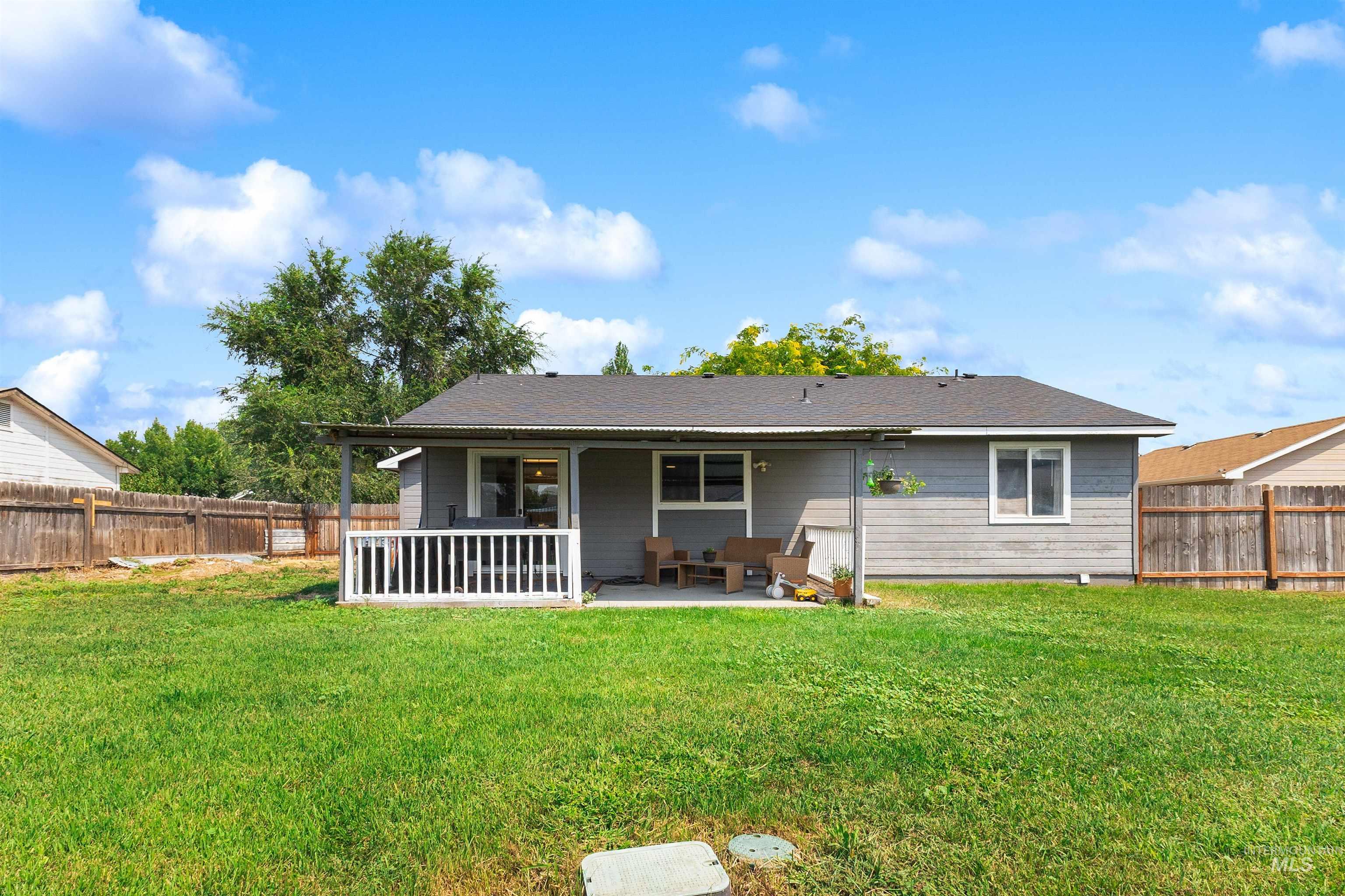 513 N Thornley Ave Property Photo 30