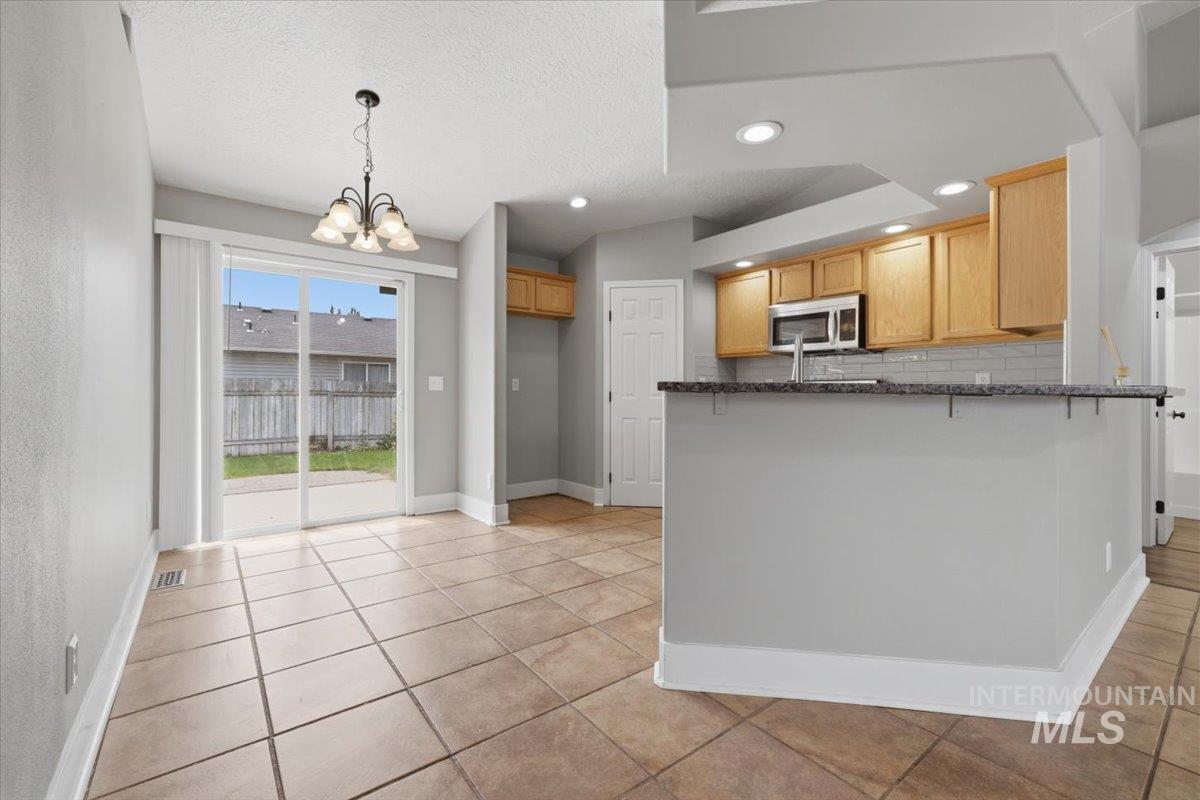 3415 E Sherman Property Photo 7
