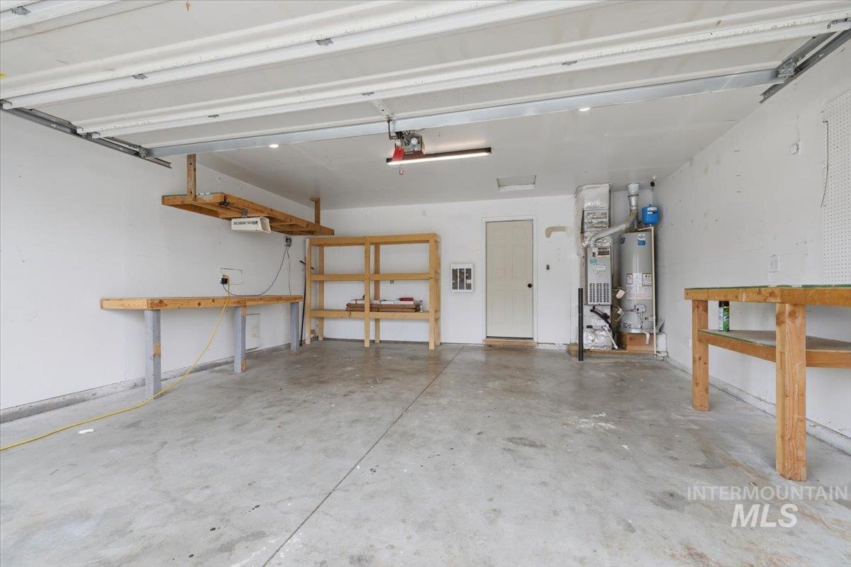 3415 E Sherman Property Photo 24