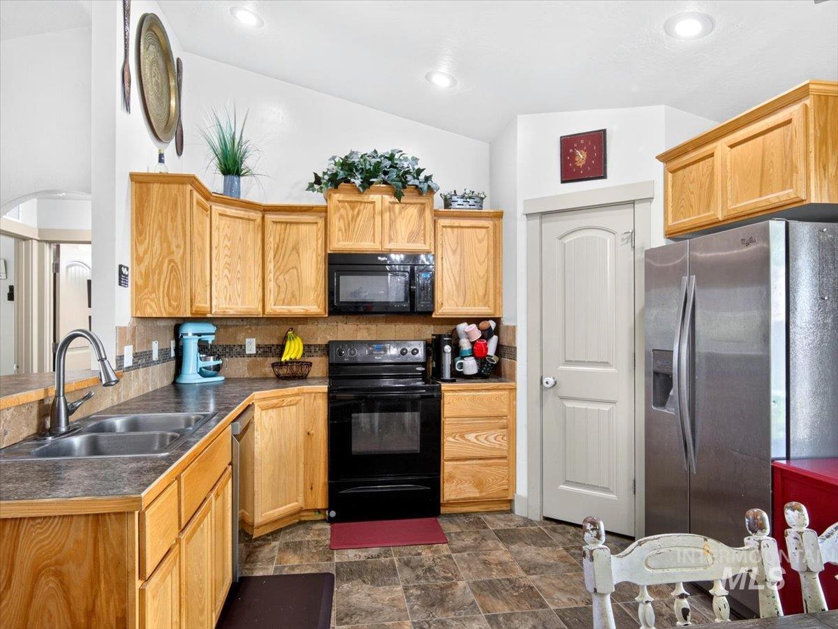 1078 Dittman Dr Property Photo 19